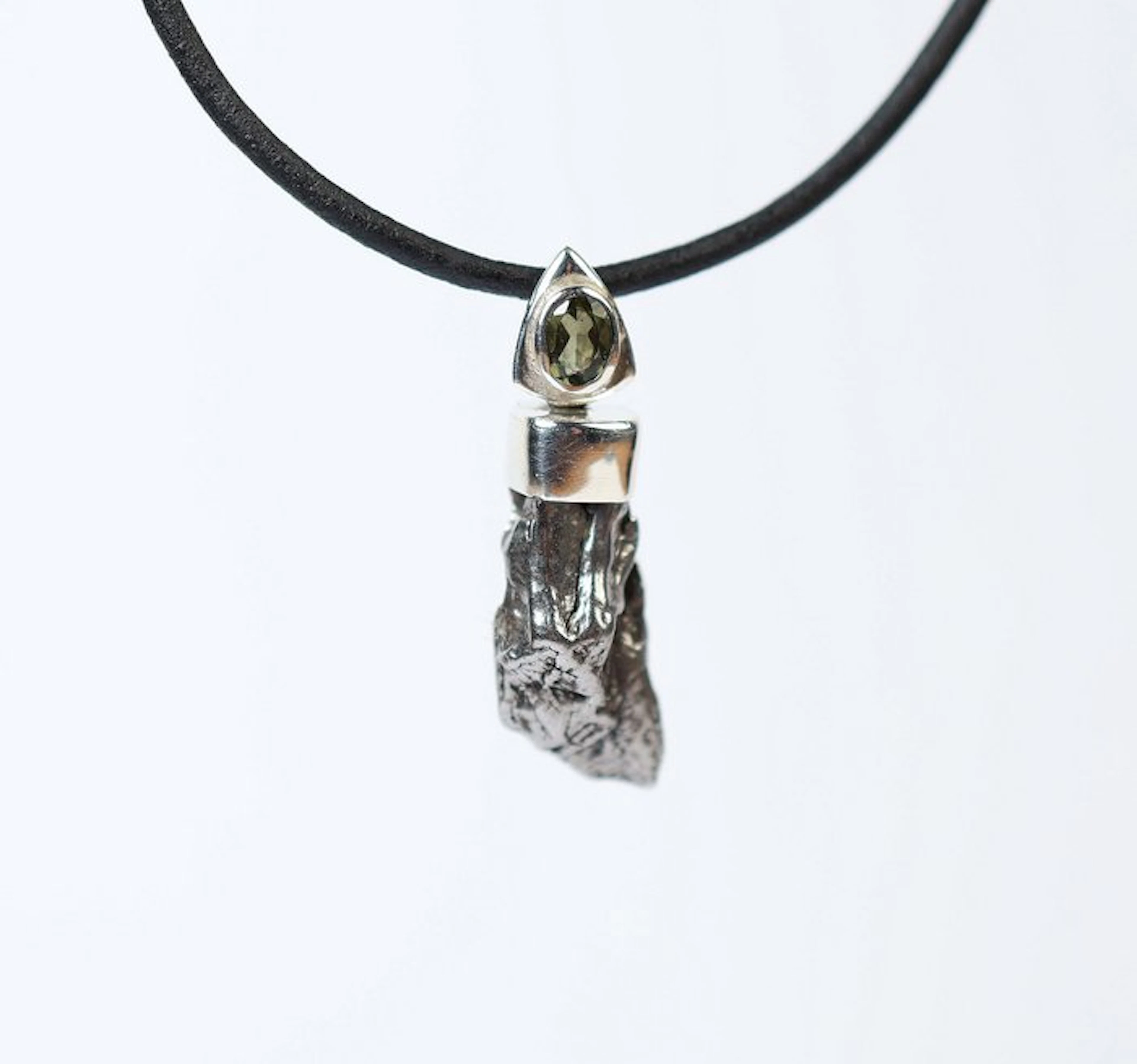 Moldavite / Campo del Cielo meteorite Trailer / new - 2.88 g - (1)