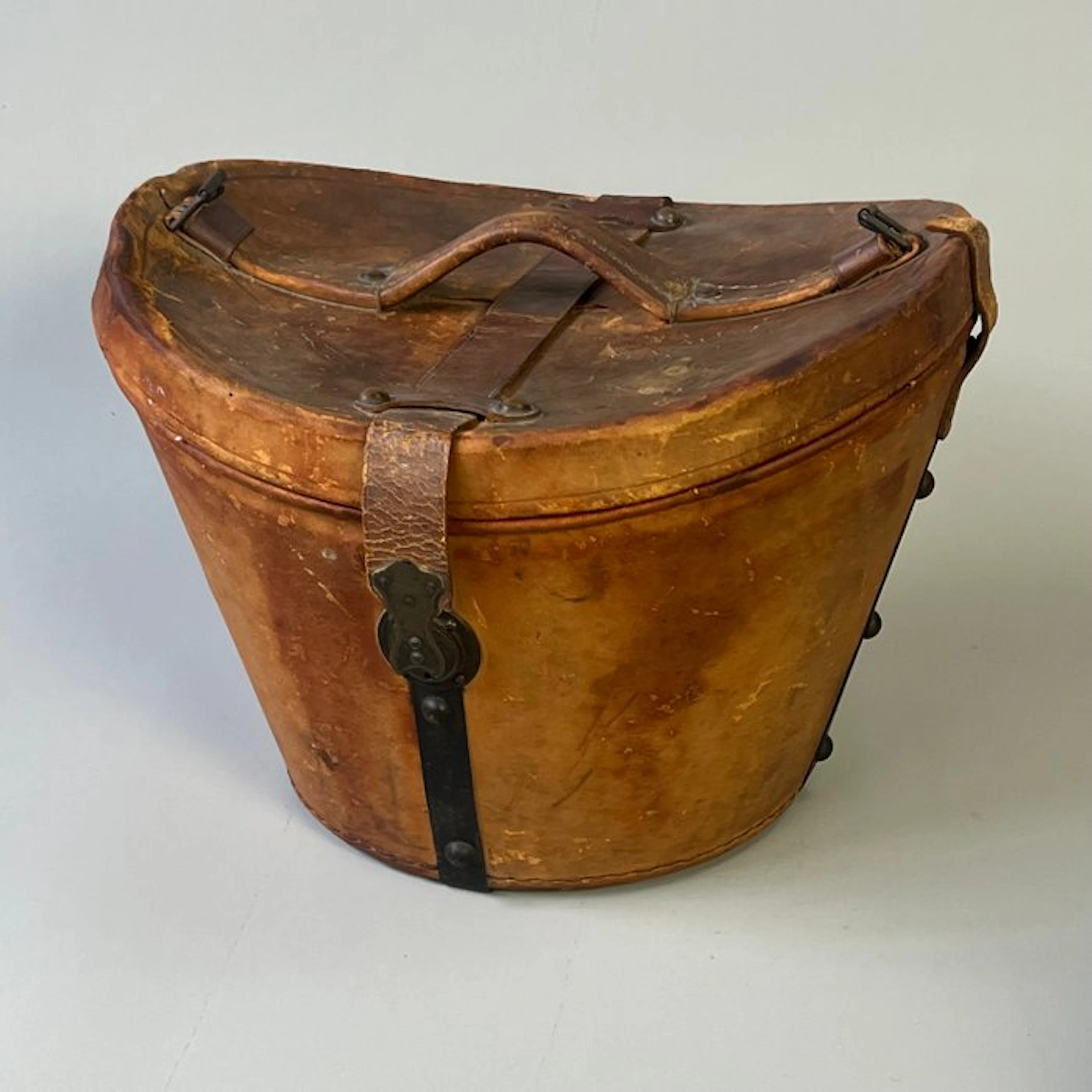 Decorative ornament - Antique Leather Hat Box