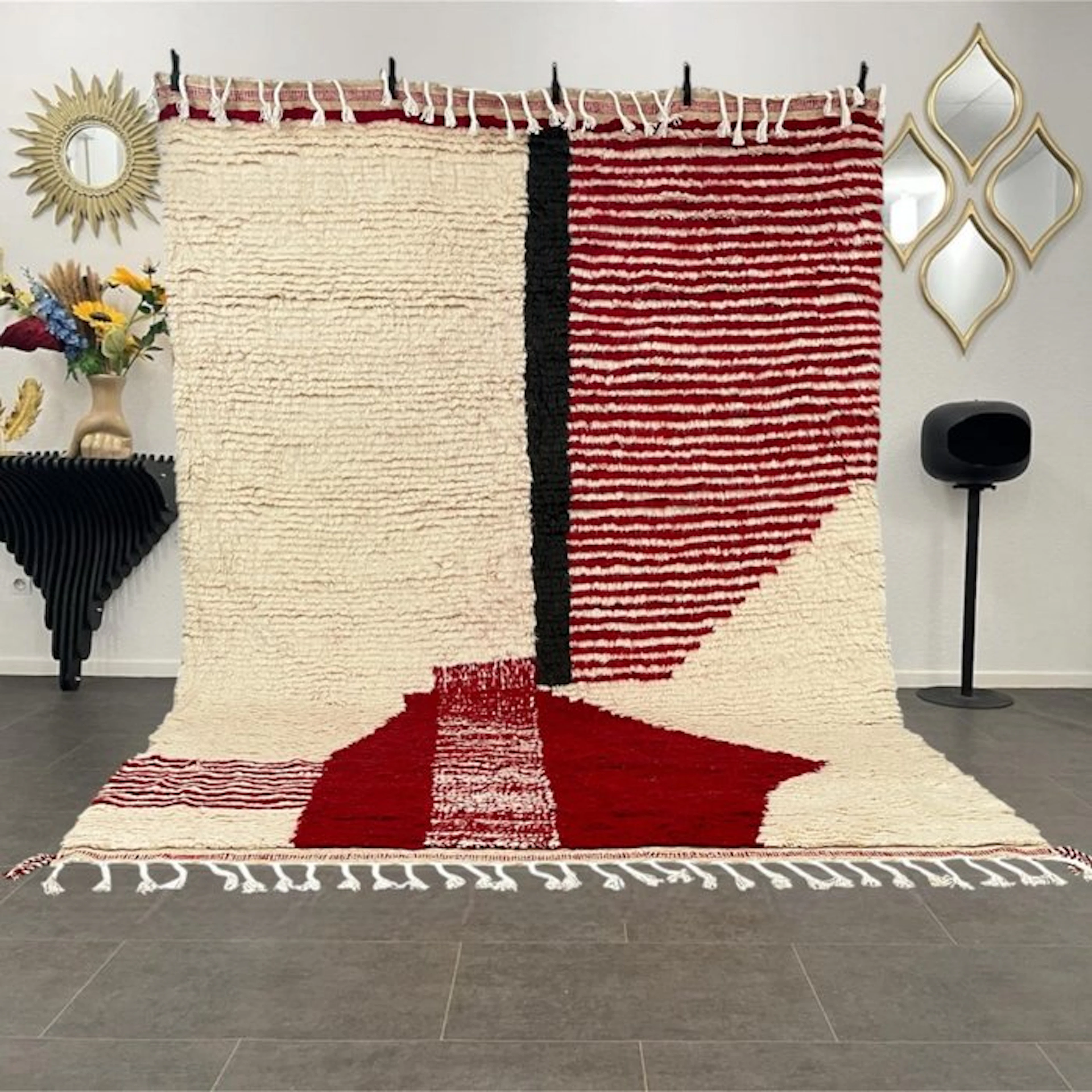 Berber, Large Moroccan rug made of natural wool