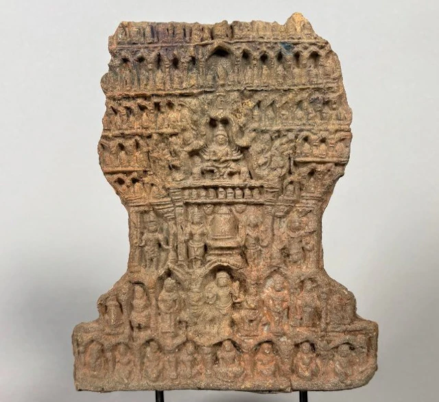Ancient India Stoneware Sandstone sculpture depicting the Buddha's