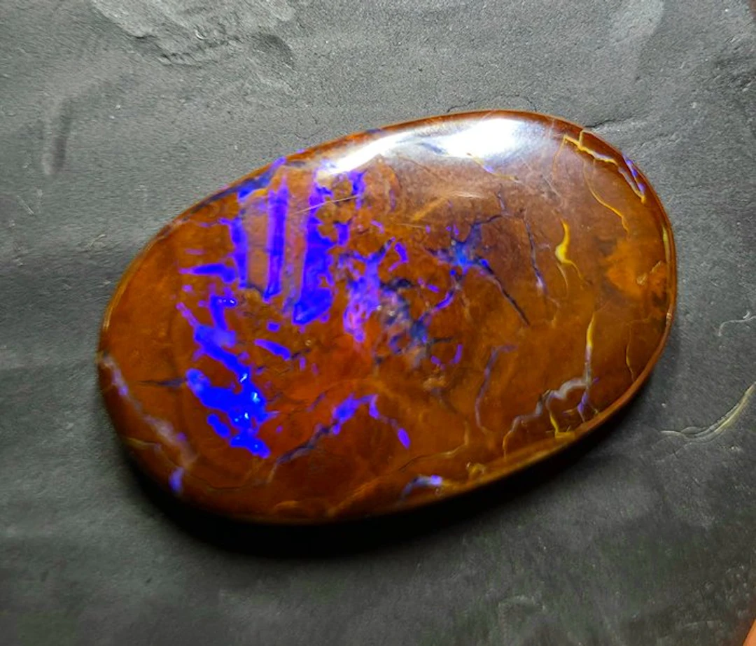 Opal Cabochon - Height: 20 mm - Width: 13 mm- 1.73 g - (1)