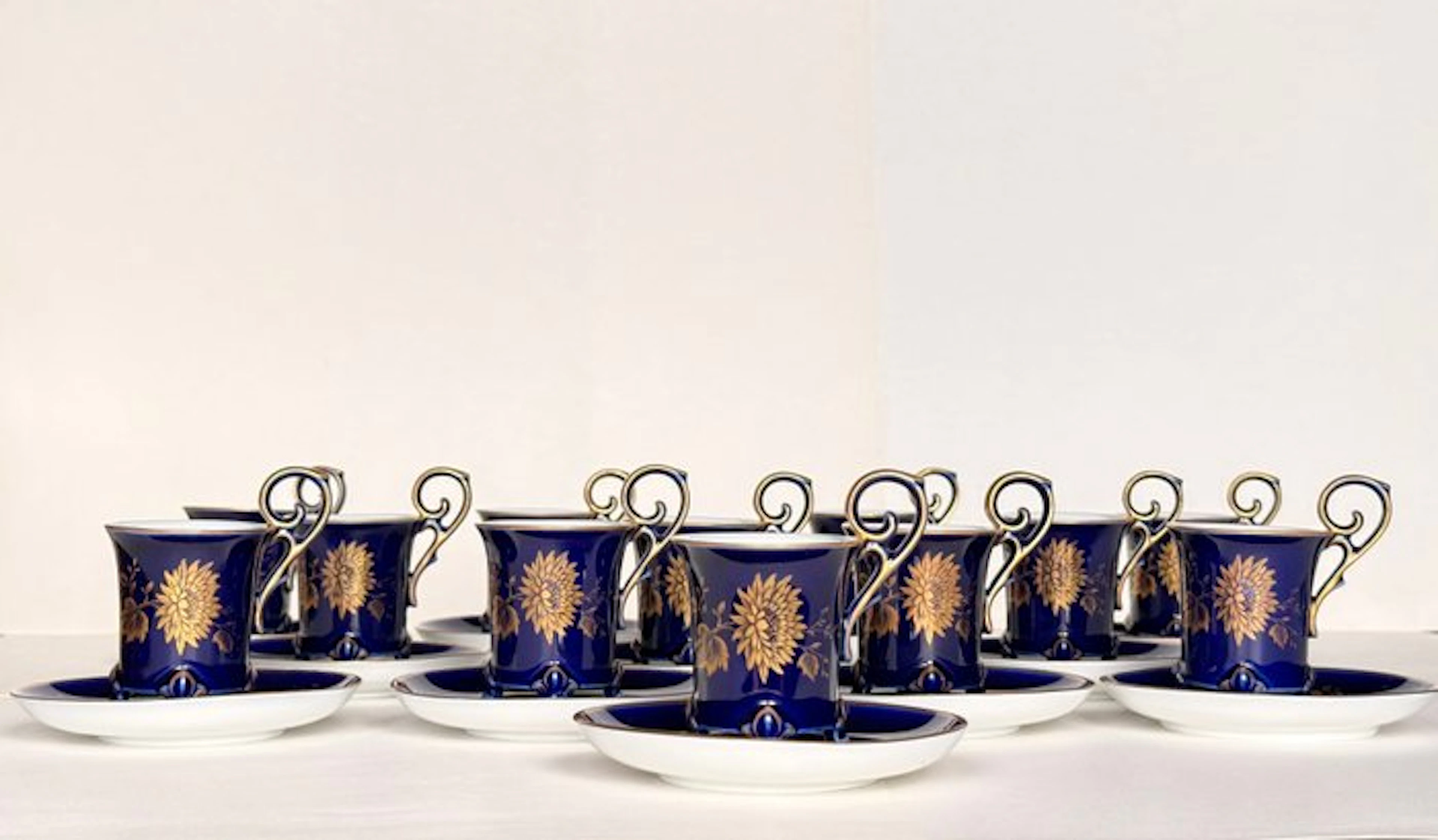 Coffee service - Porcelain