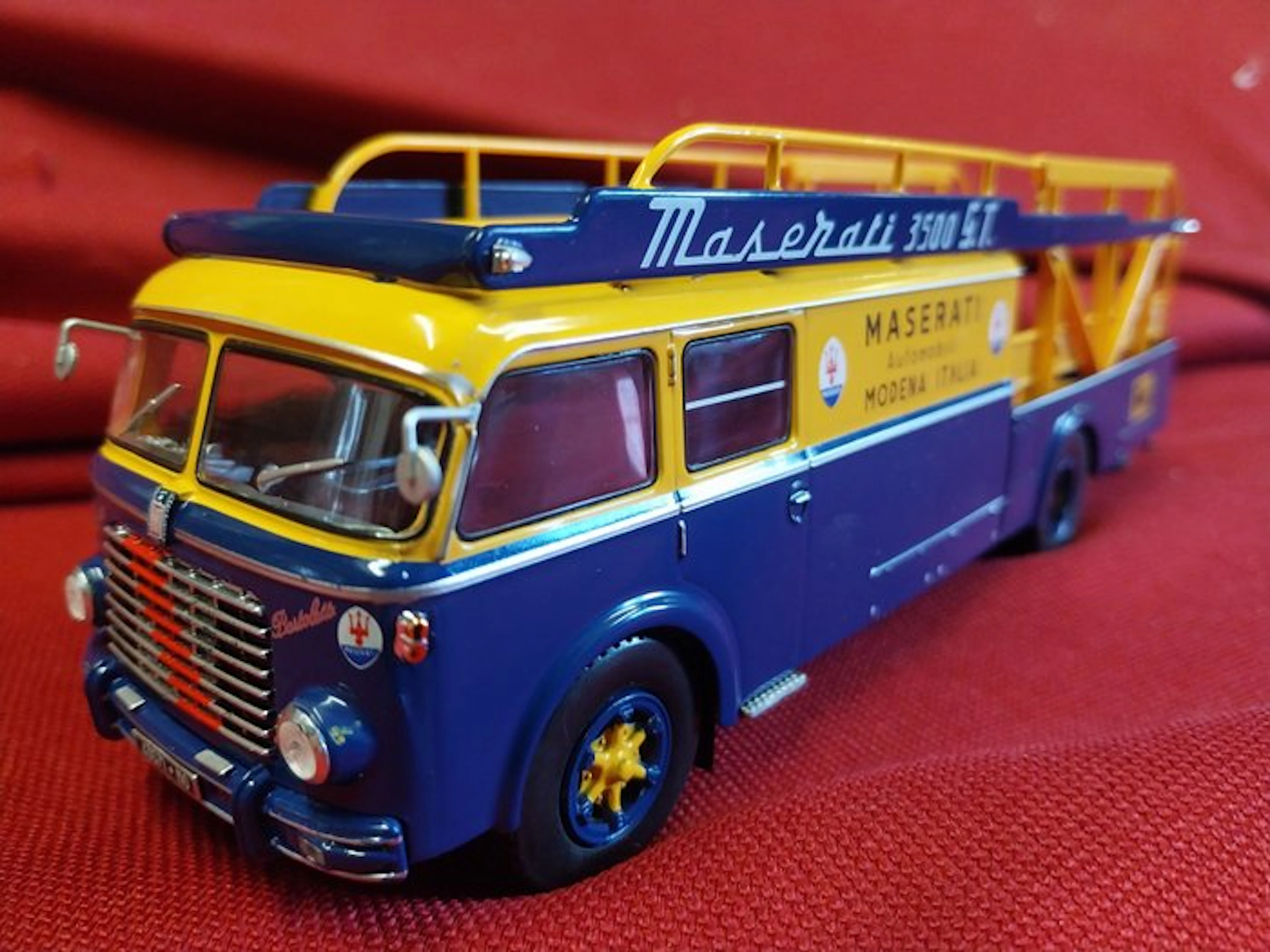 Centauria 1:43 - Model truck - Bartoletti FIAT 642 RN2...