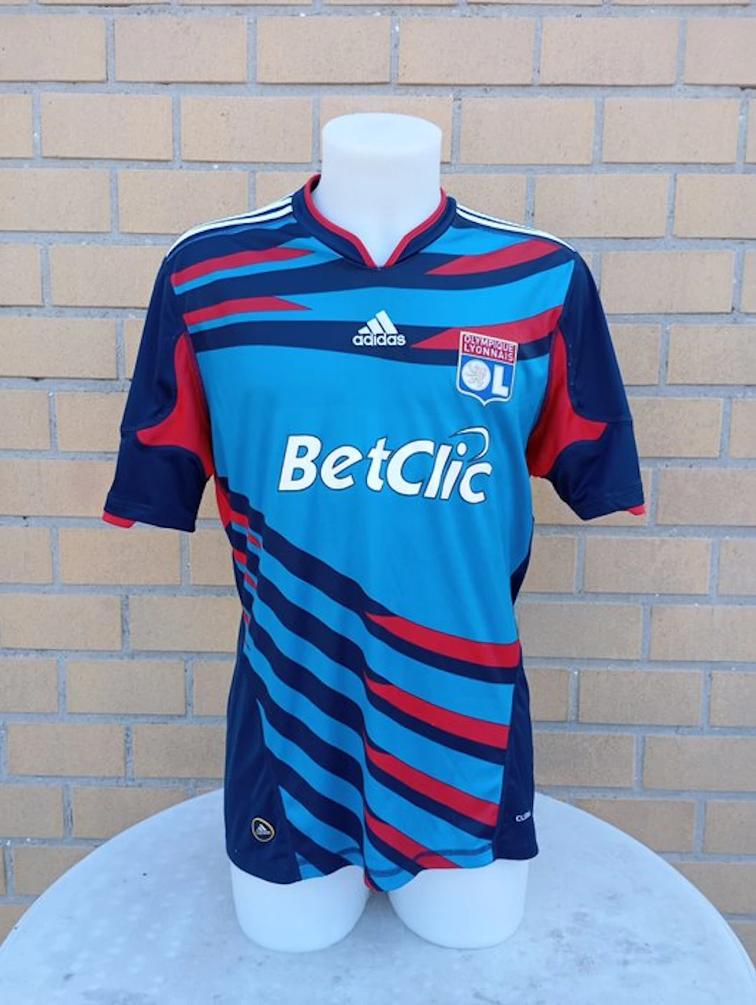 Olympique Lyonnais - Ligue 1 - Michel Bastos - 2010 - Football shirt