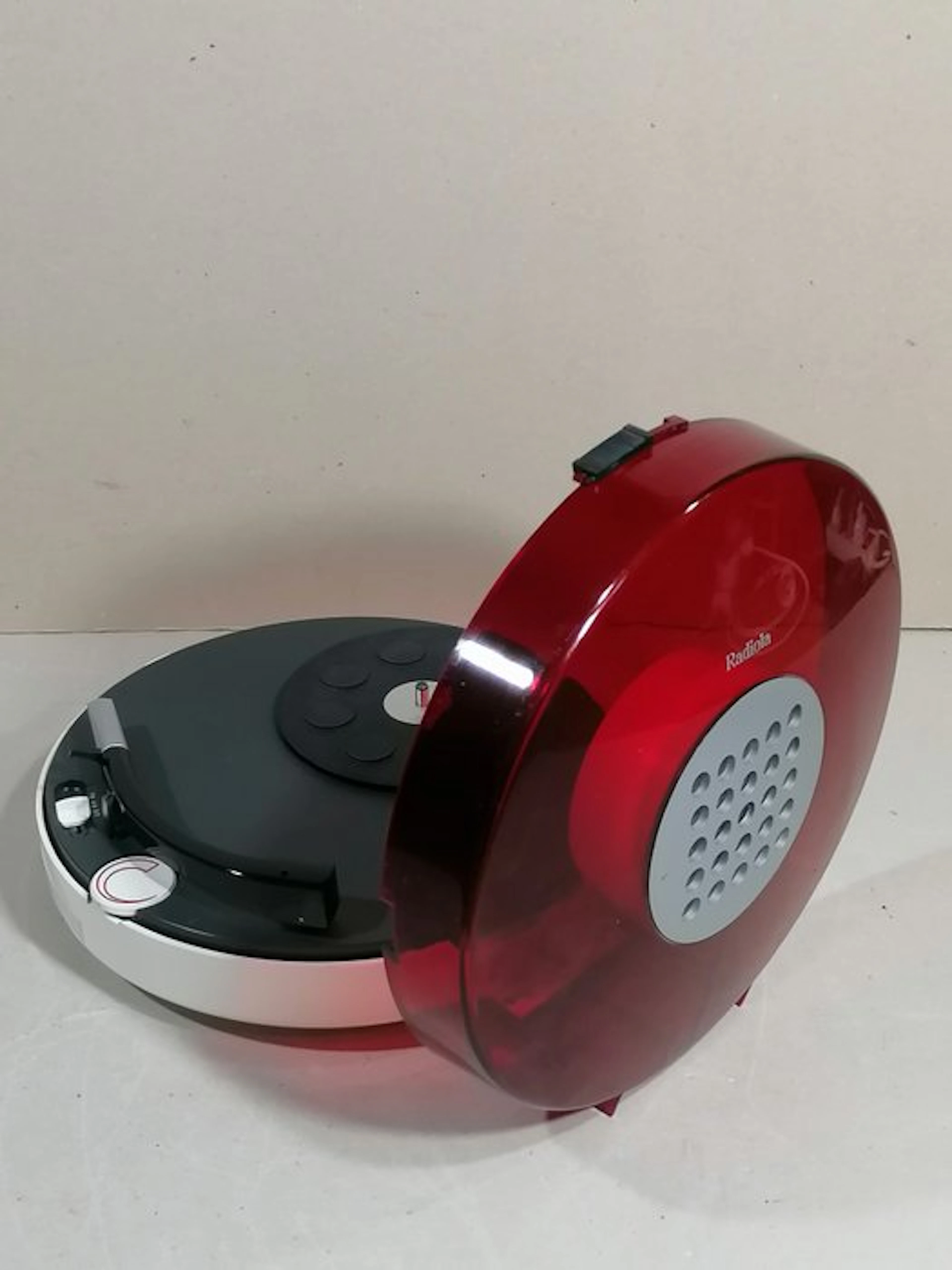 Radiola, - RA 4330 - UFO - Pompon -Space Age- Record player