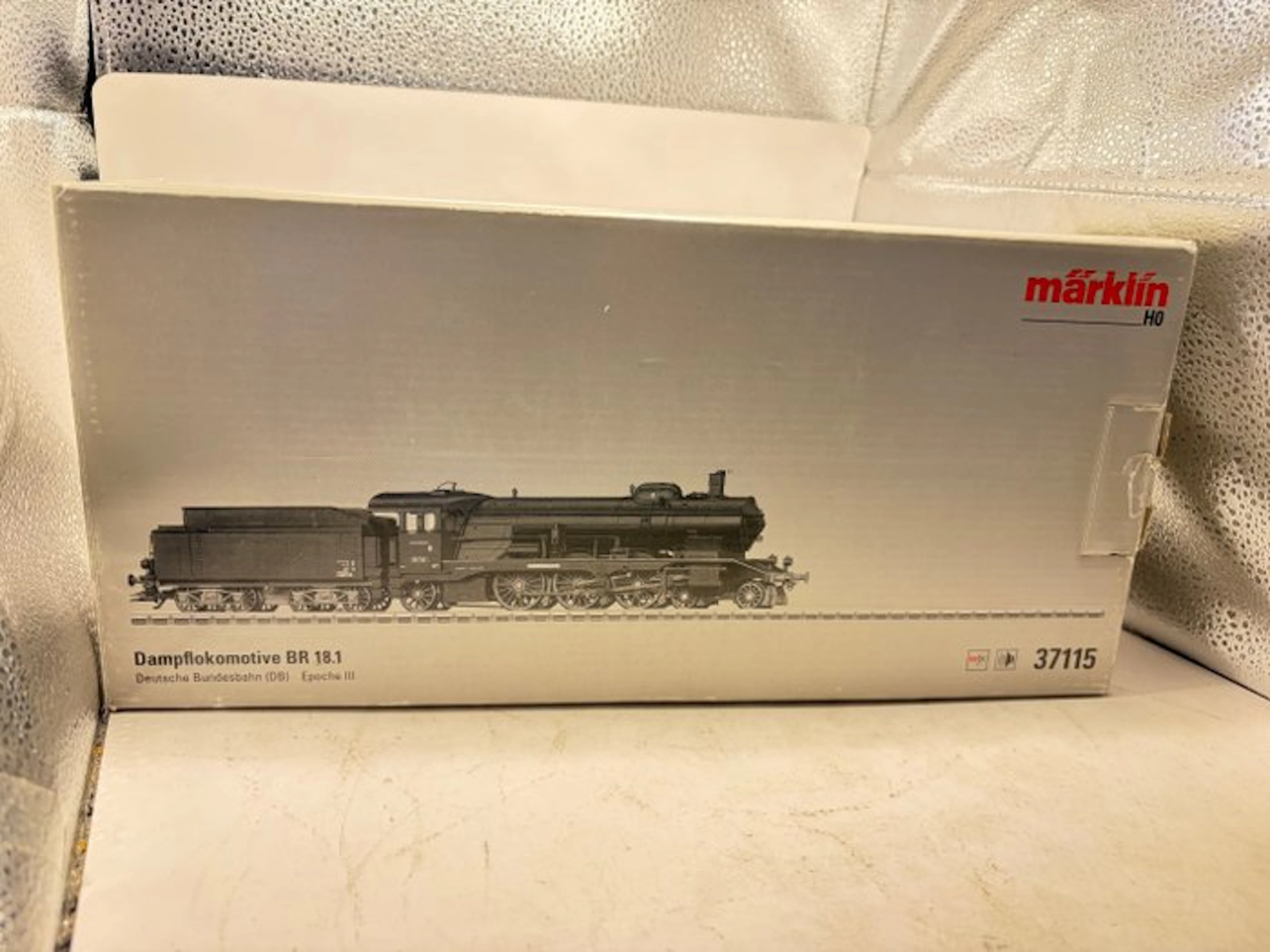 Märklin H0 - 37115 - Steam locomotive with tender (1)...
