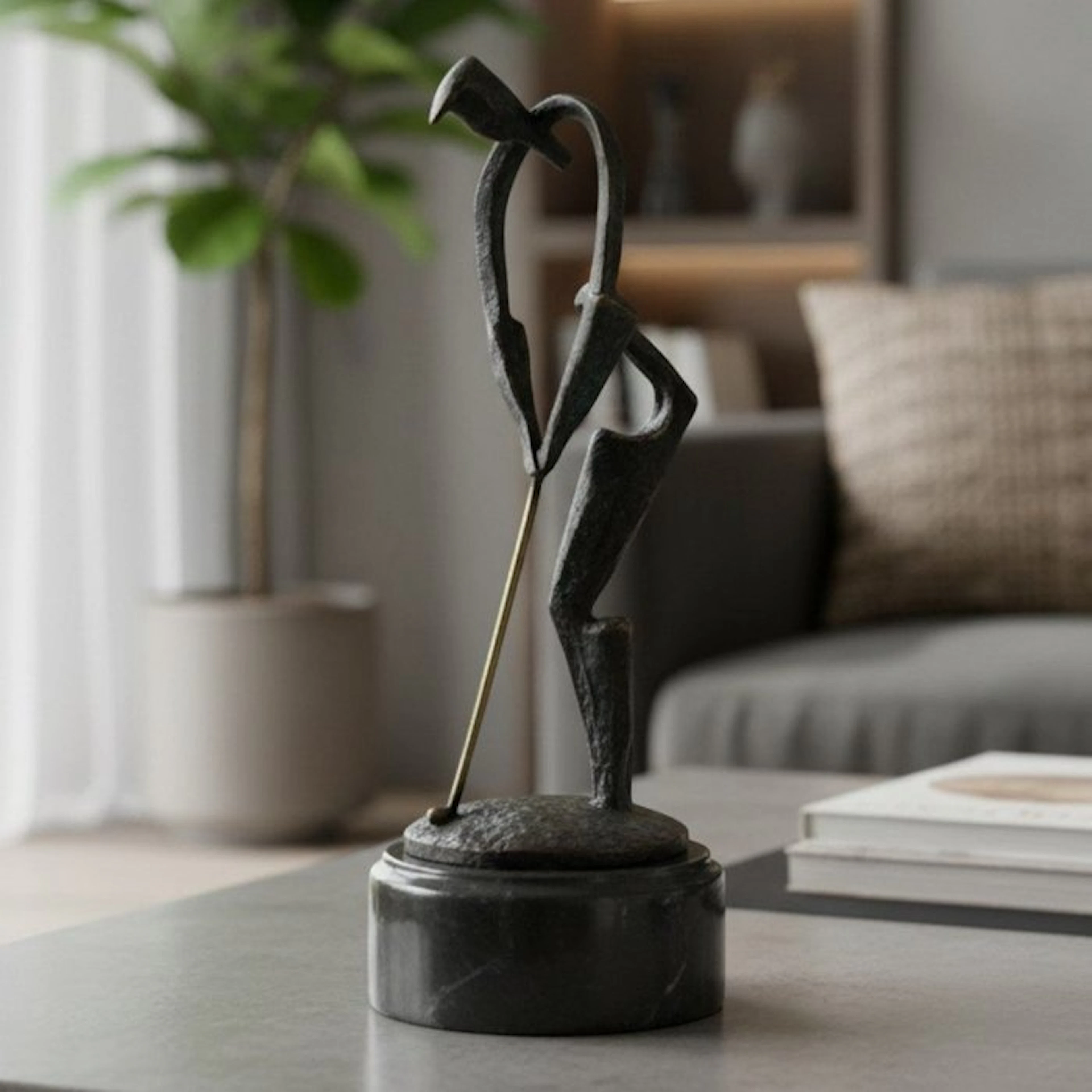 Monogram 'H' - Sculpture, Modernist Golfer - 30 cm - Bronze, Marble