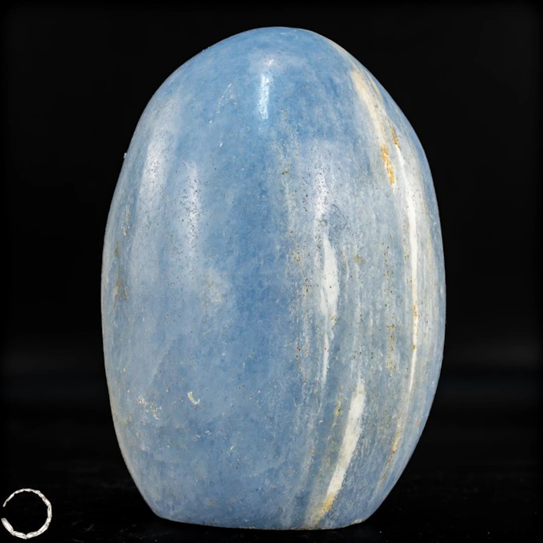 Exclusive blue calcite freeform – The essence of calm and clarity- 1008.14 g