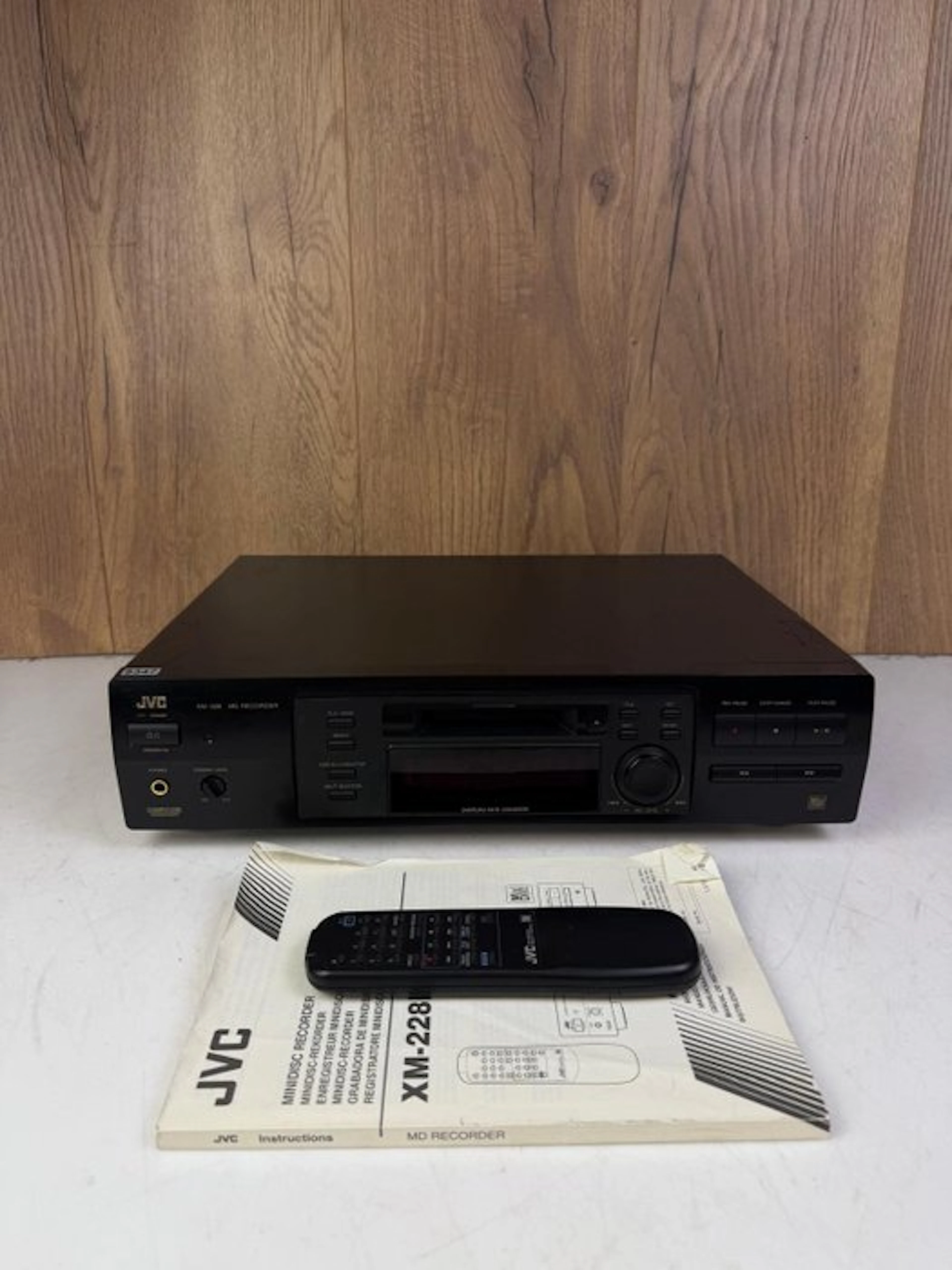 JVC - XM-228 Minidisc deck