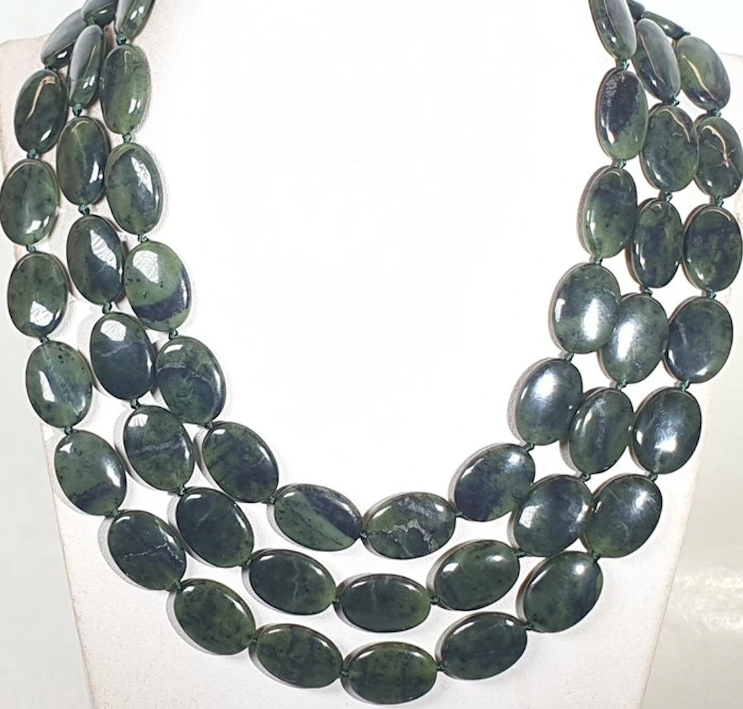Natural Burmese nephrite jade - Attracts good luck and...