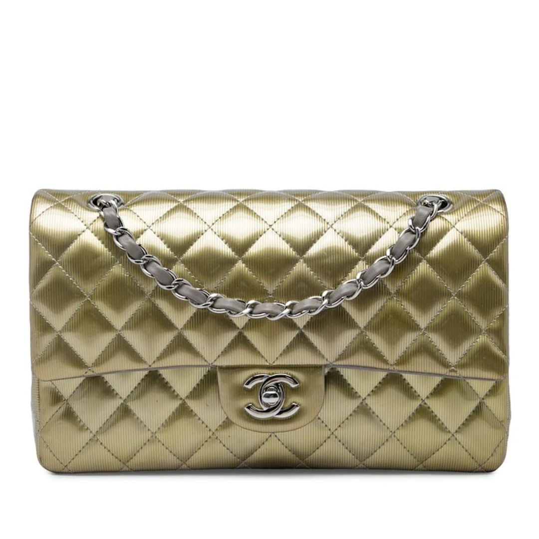 Chanel - Timeless Classic Flap Medium - Crossbody bag