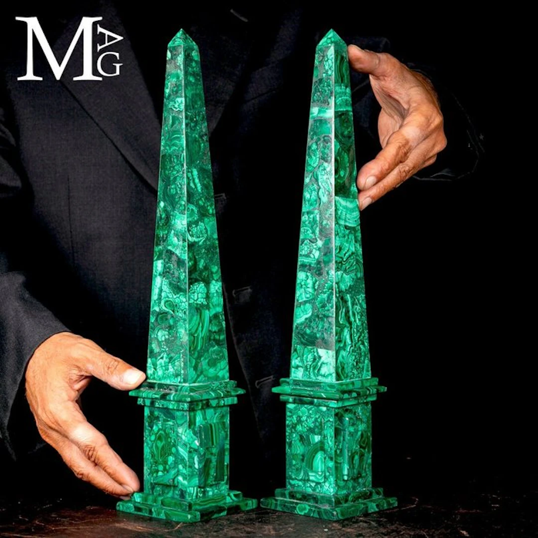 Pair of Malachite Obelisks Malachite - Height: 394 mm...