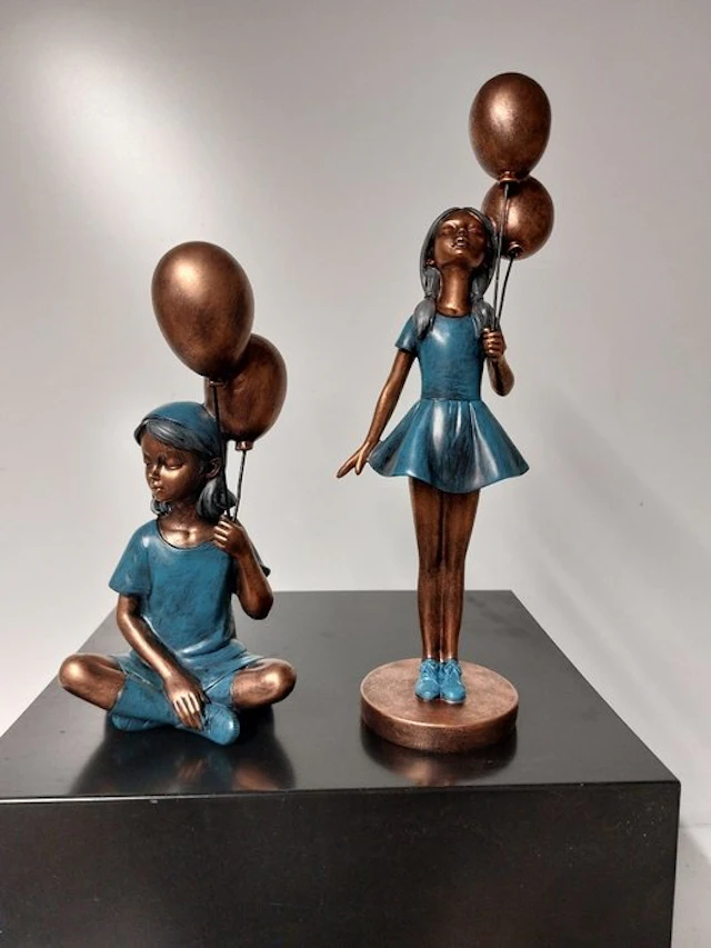 Statue, balloon girl - 29 cm - polyresin