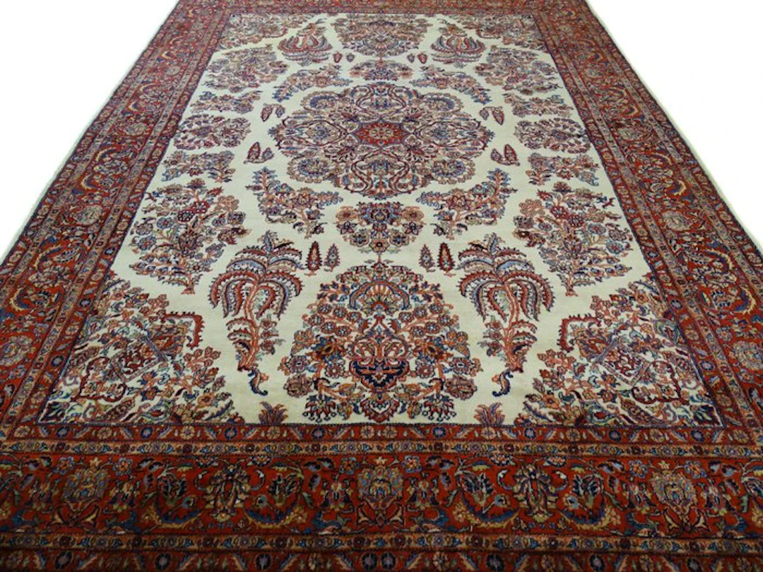 Sarouk - Cleaned - Rug - 339 cm - 250 cm
