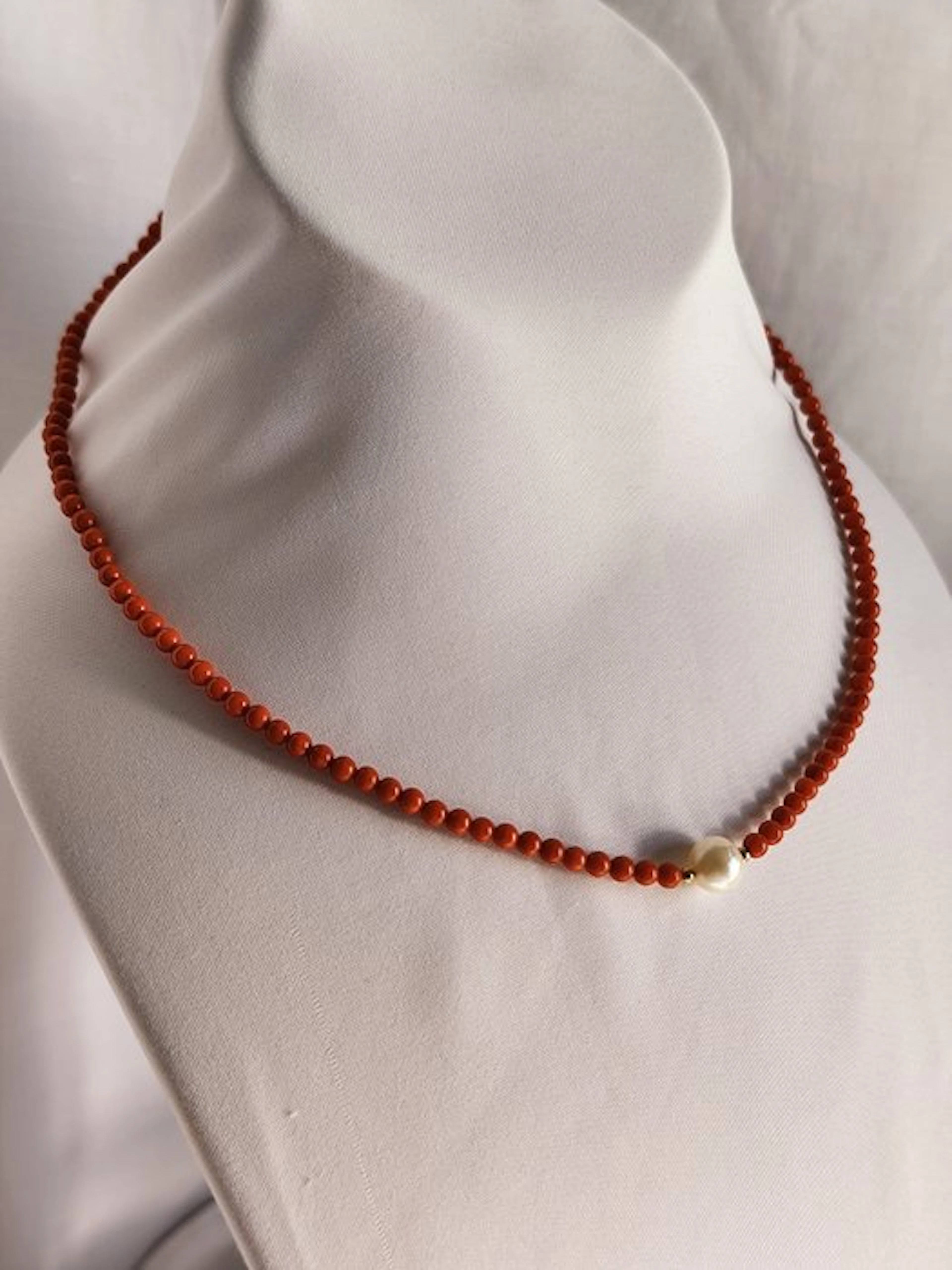 Red Coral Coral - Corallium rubrum (No reserve price)