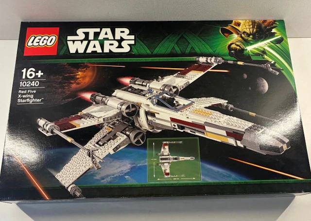 LEGO Set - 10240 - Star Wars - BRAND NEW - SEALED - UCS...