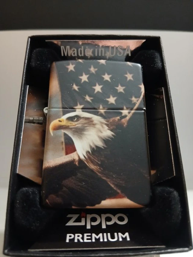 No reserve price - Pocket lighter - Brass