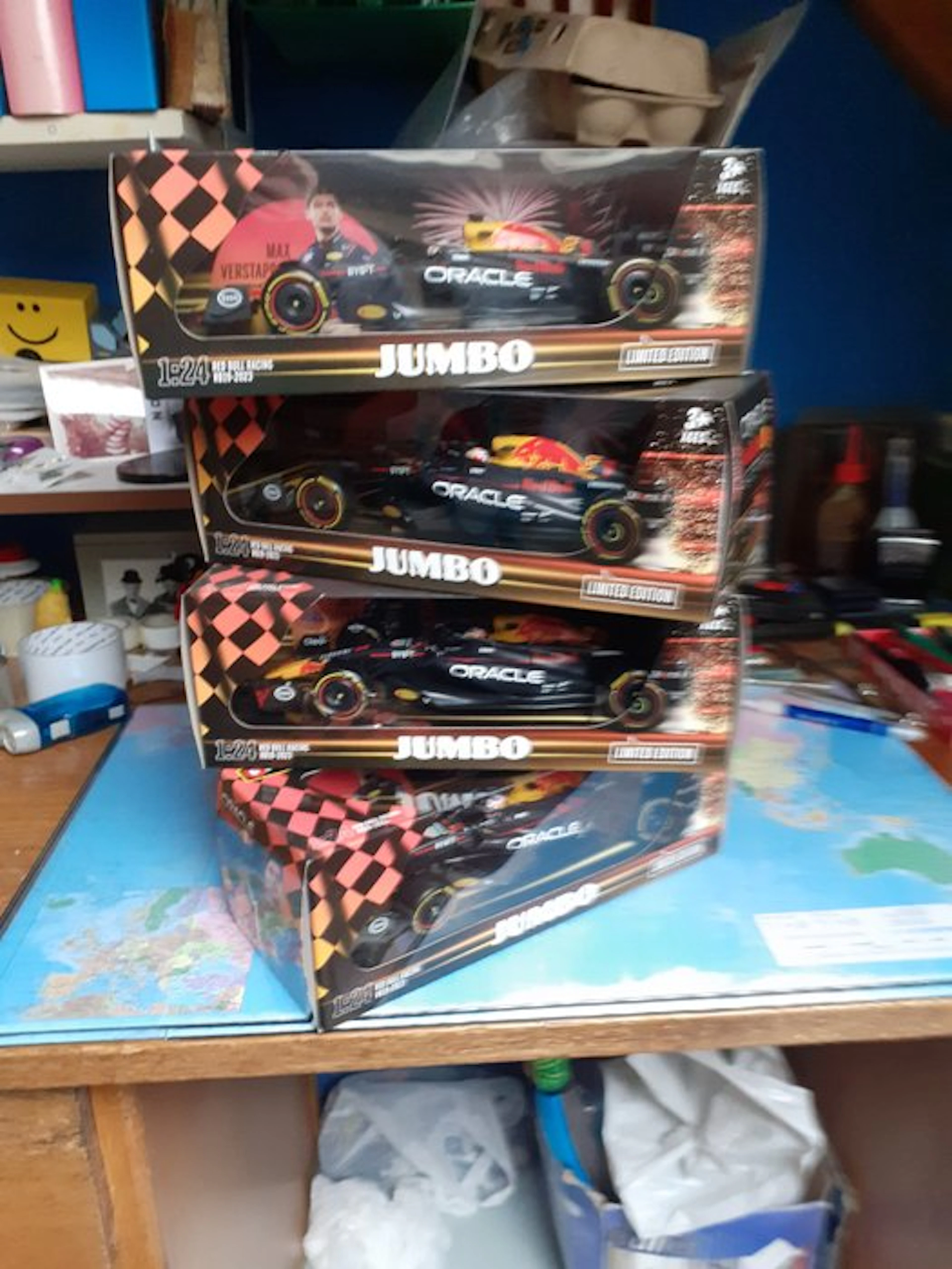 Jumbo 1:24 - Model race car (4) - Red Bull Racing RB19 2023