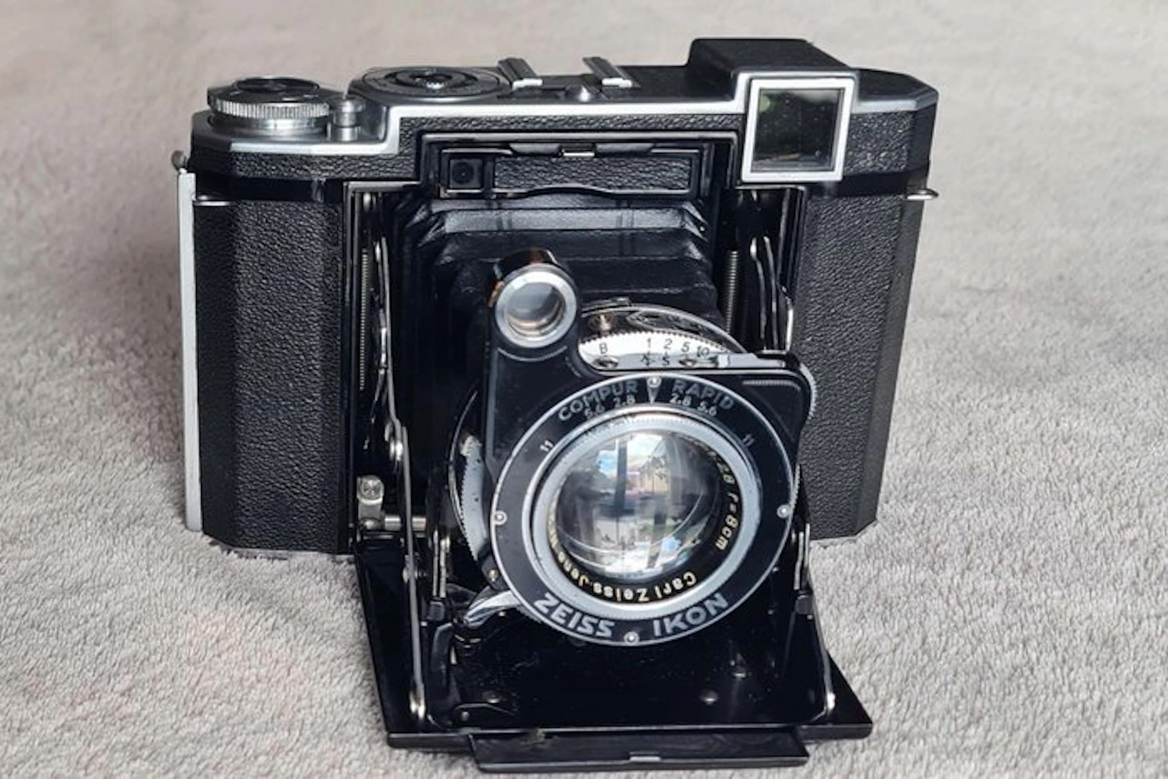 Zeiss Ikon Super Ikonta II 532/16 Analogue camera