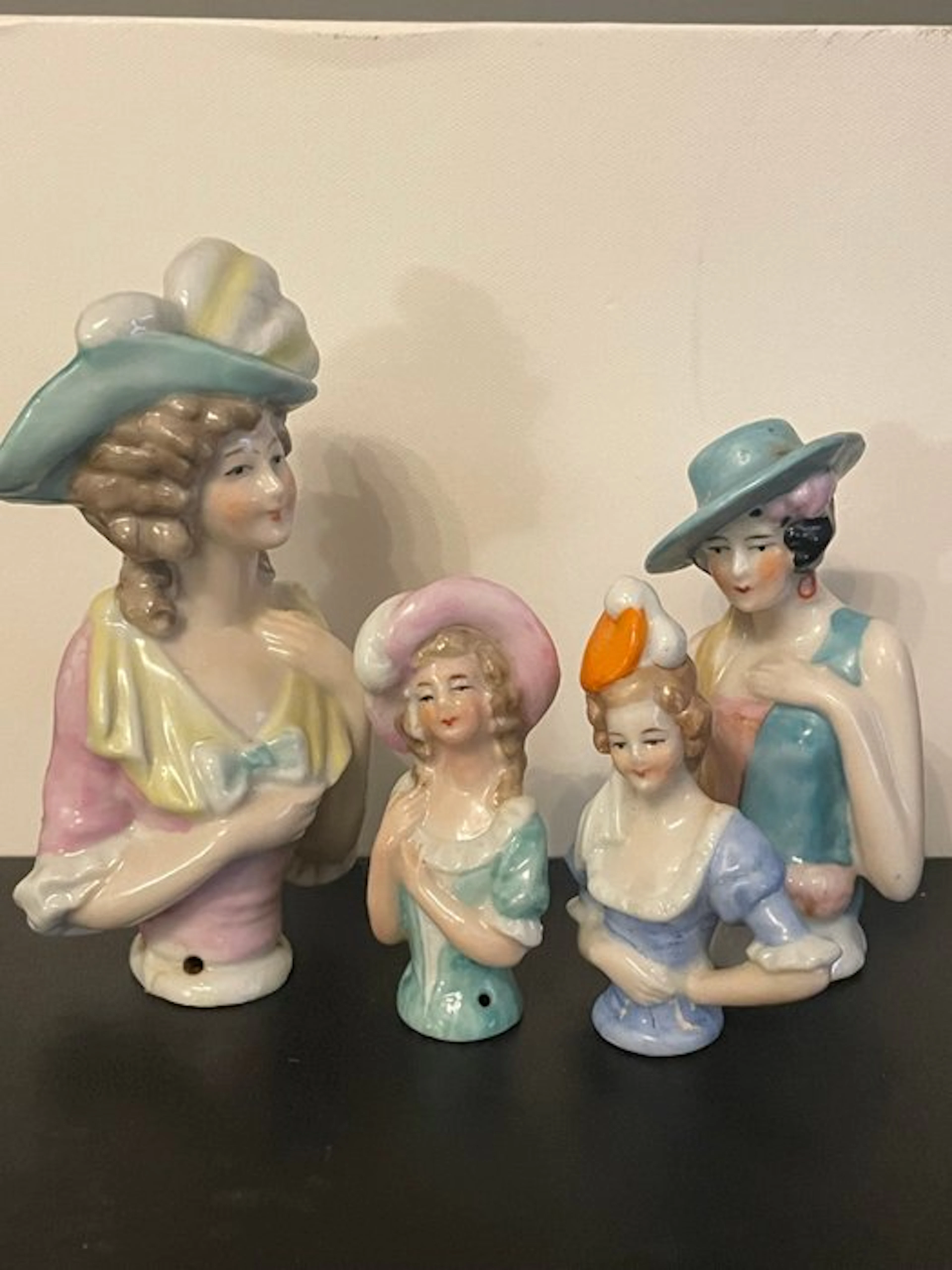 Figurine - Porcelain half-dolls (set of 4) (4) - Porcelain