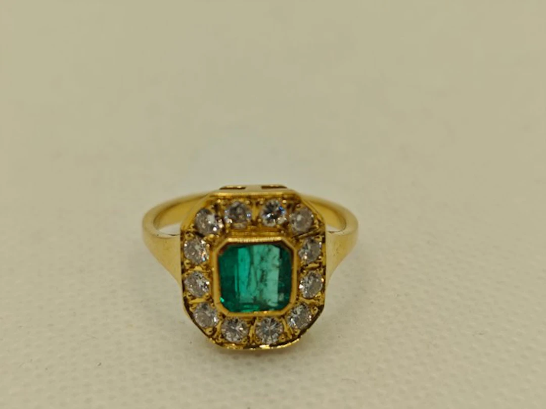 Ring - 18 kt. Yellow gold Emerald - Diamond