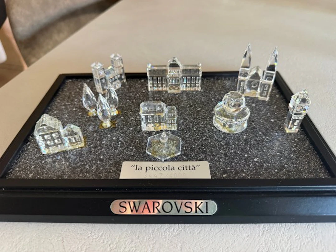 Swarovski - Sculpture, la piccola città - 10 cm - Crystal, Glass