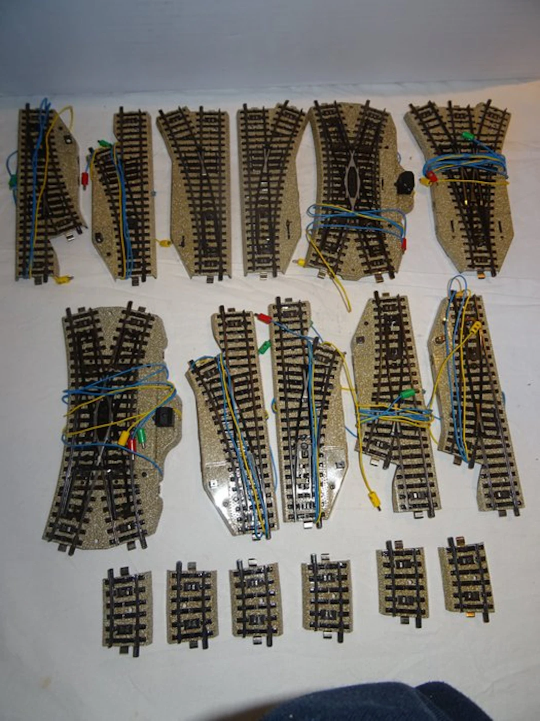 Märklin H0 - Model train tracks (11) - 6 electric points...