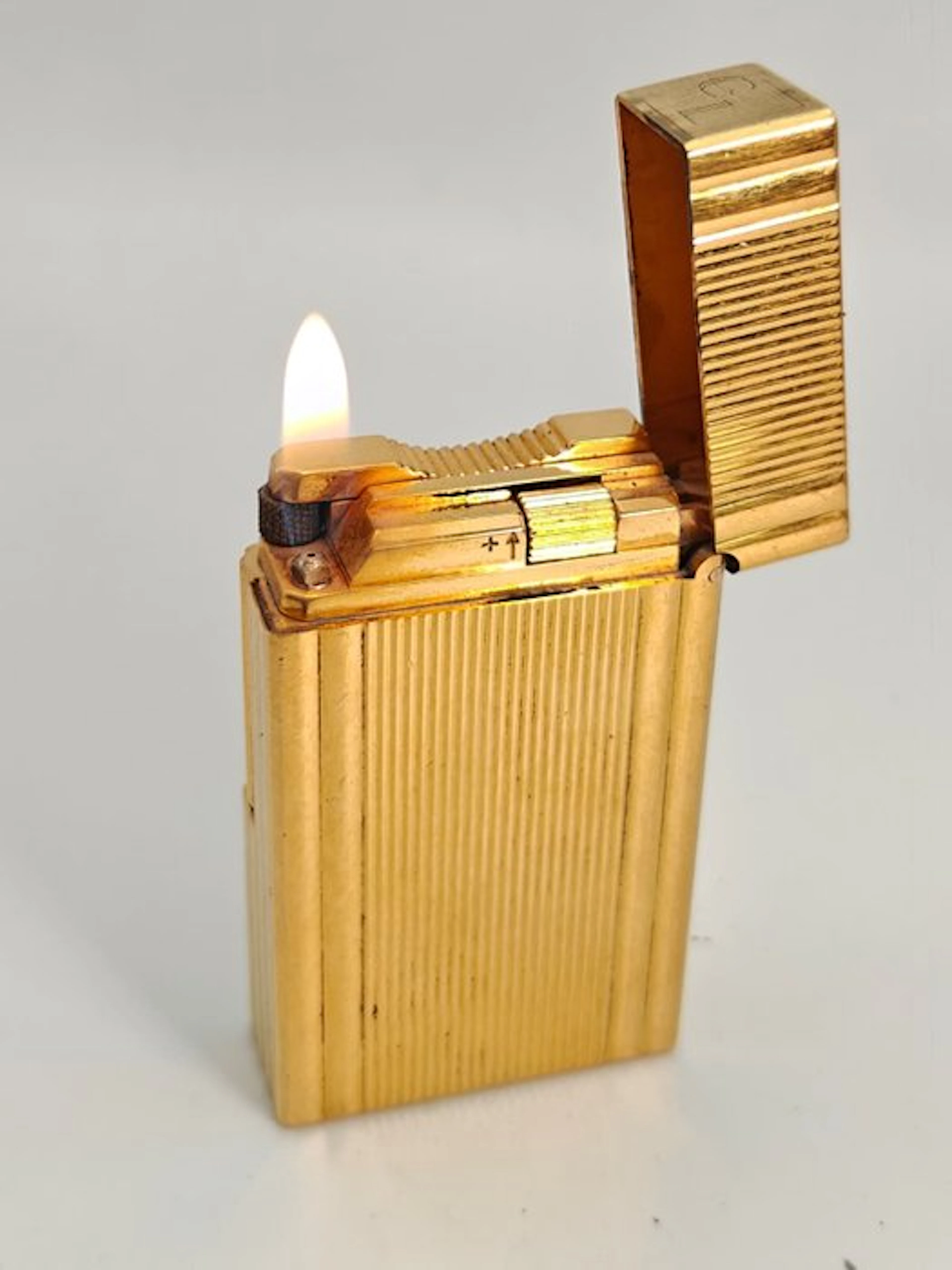 S.T. Dupont - Ligne 1 BR Large - Vertical Lines - Lighter - Gold Plated