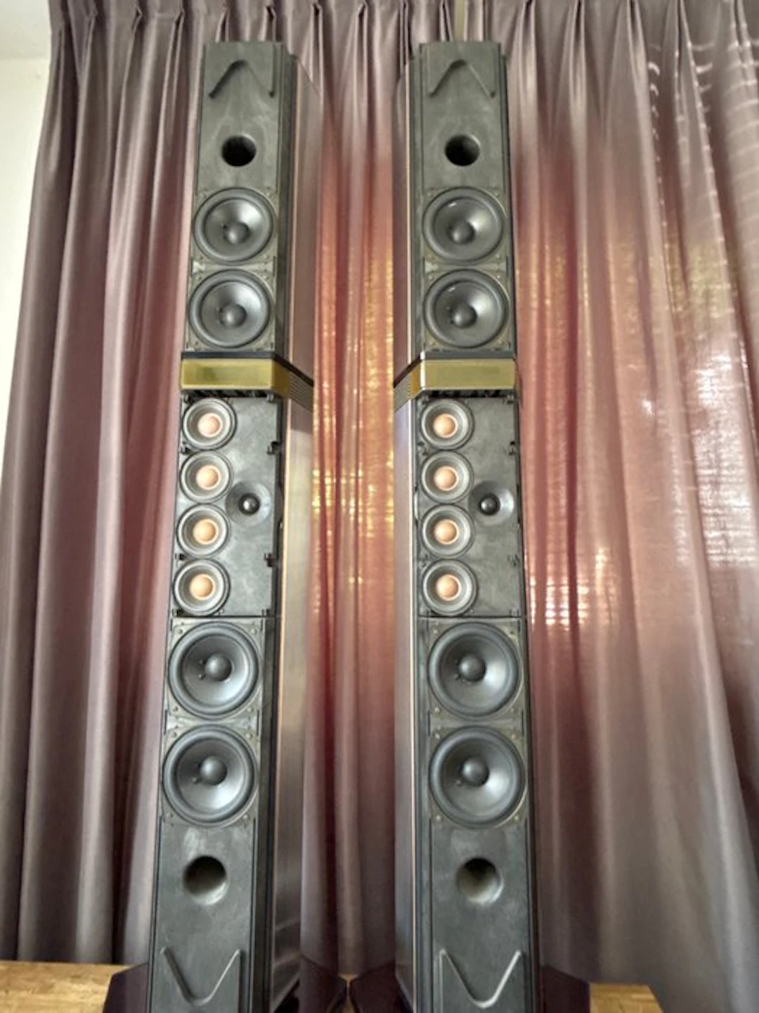 Bang & Olufsen - Beovox Penta very luxurious and powerful Speaker set