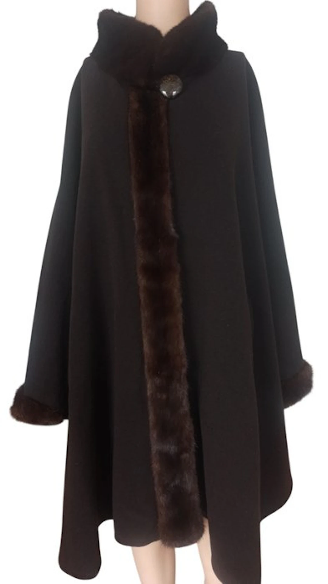 Artisan Furrier - Cape