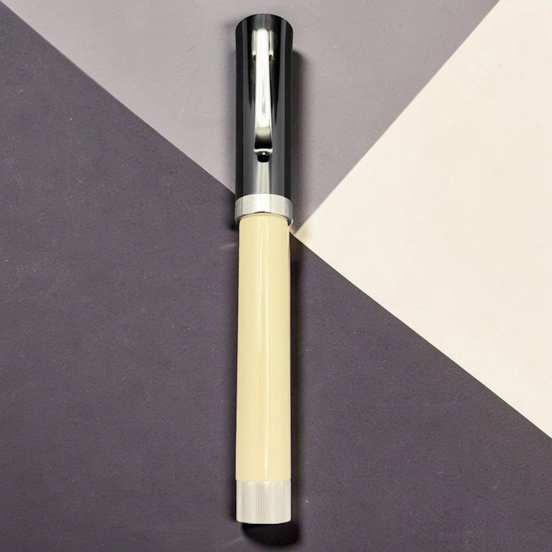 Graf von Faber-Castell - Intuition Ivory - No reserve price - Roller ball pen