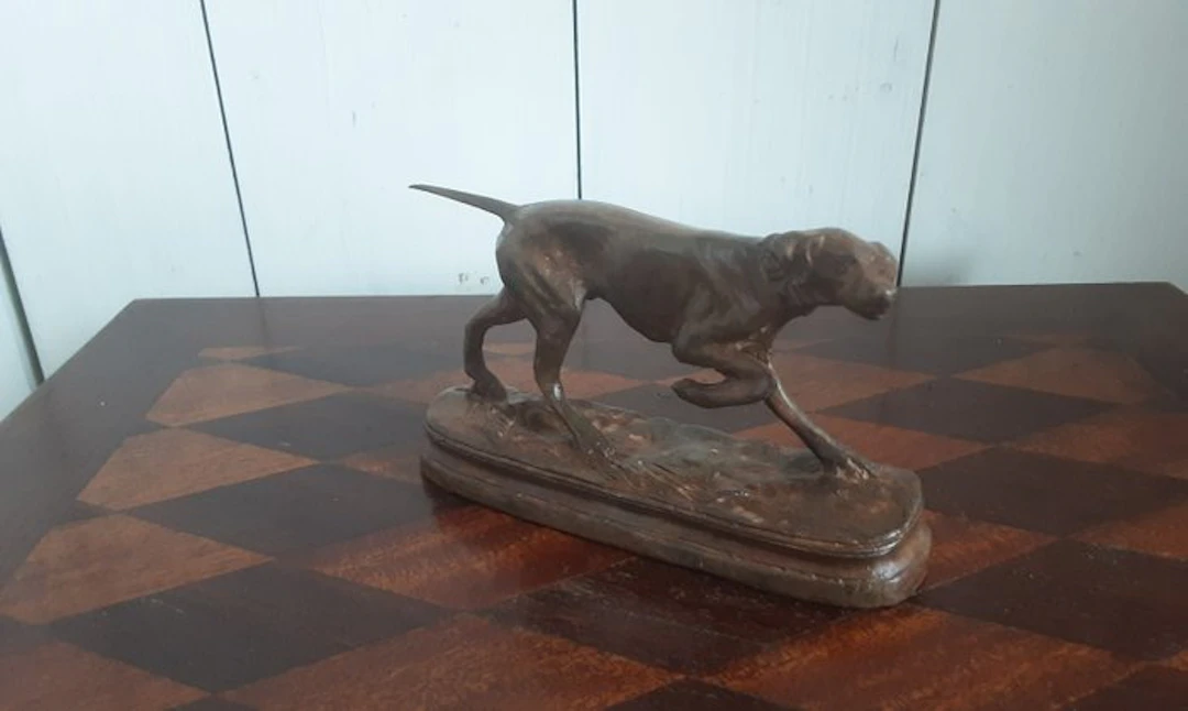 P. Chenet - Figure - Jachthond - Bronze