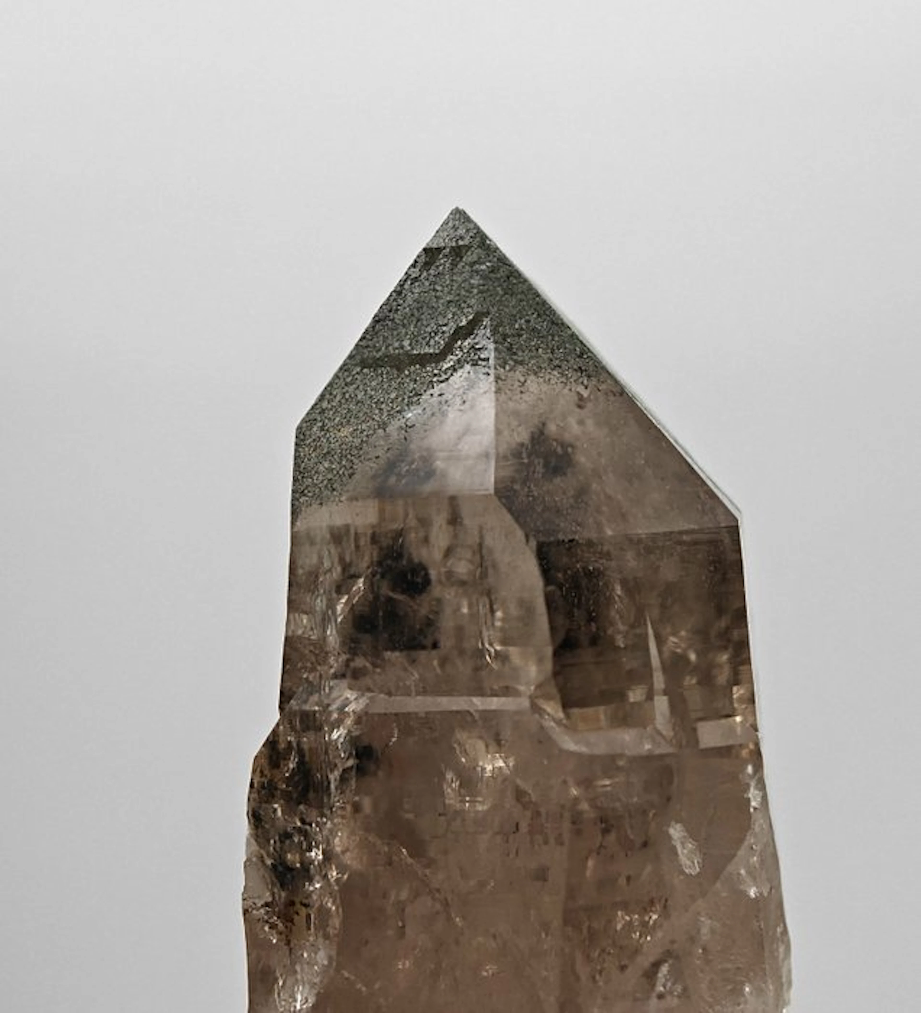 ALPINO, AESTHETIC SMOKED QUARTZ with GREEN CHLORITE...