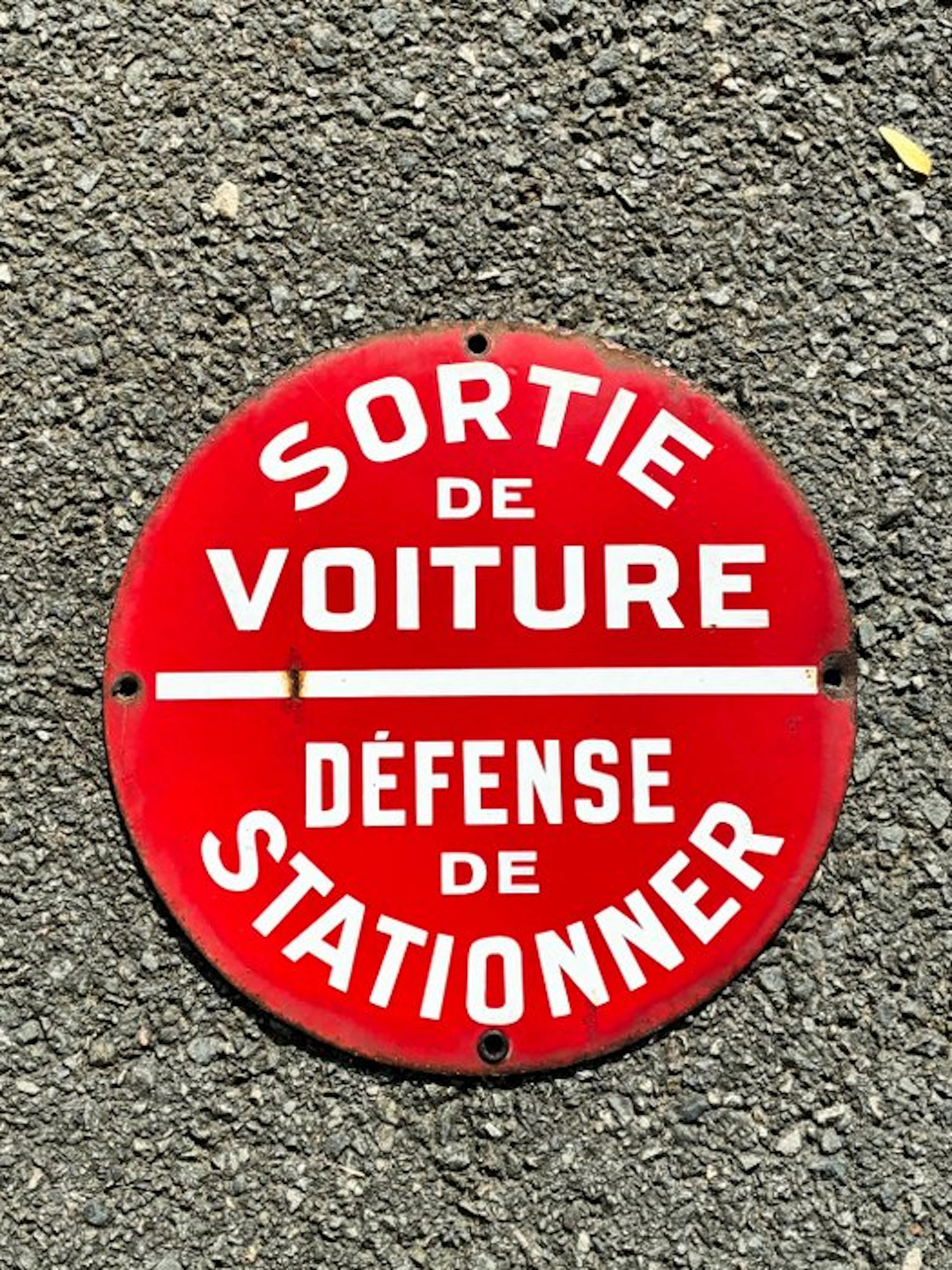 Vehicle Exit / No Parking - Plaque - Enamel