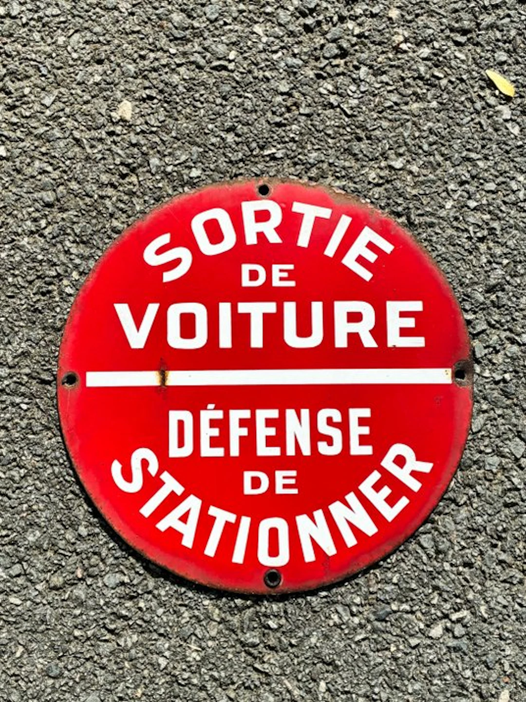 Vehicle Exit / No Parking - Plaque - Enamel