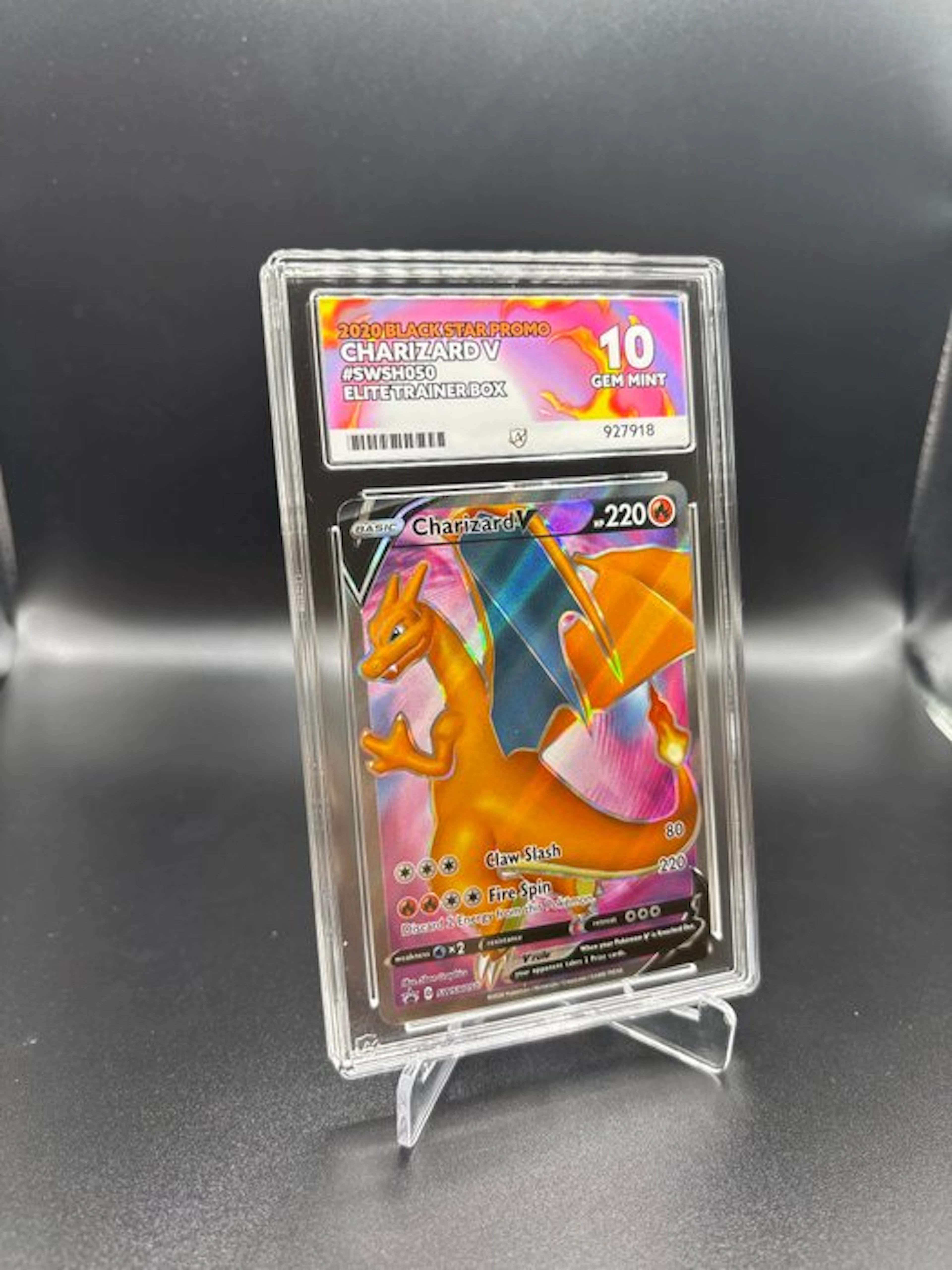 Pokémon - 1 Graded card - Charizard SWSH050 Champions Path Full art - ACE 10