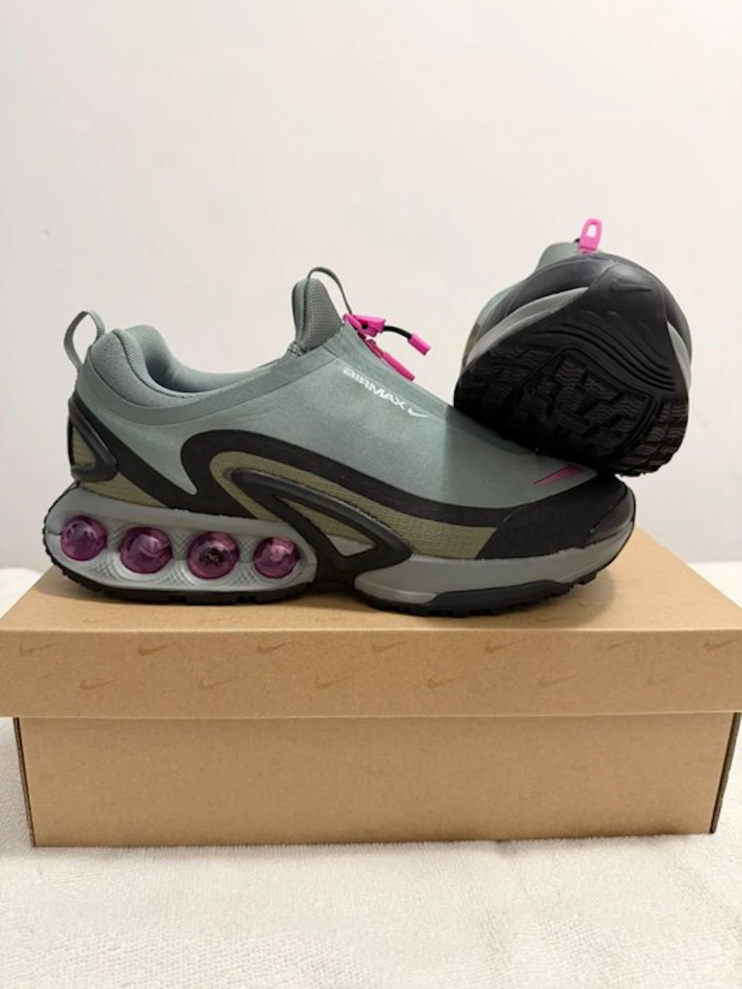 Nike - Sneakers - Size: EU 42