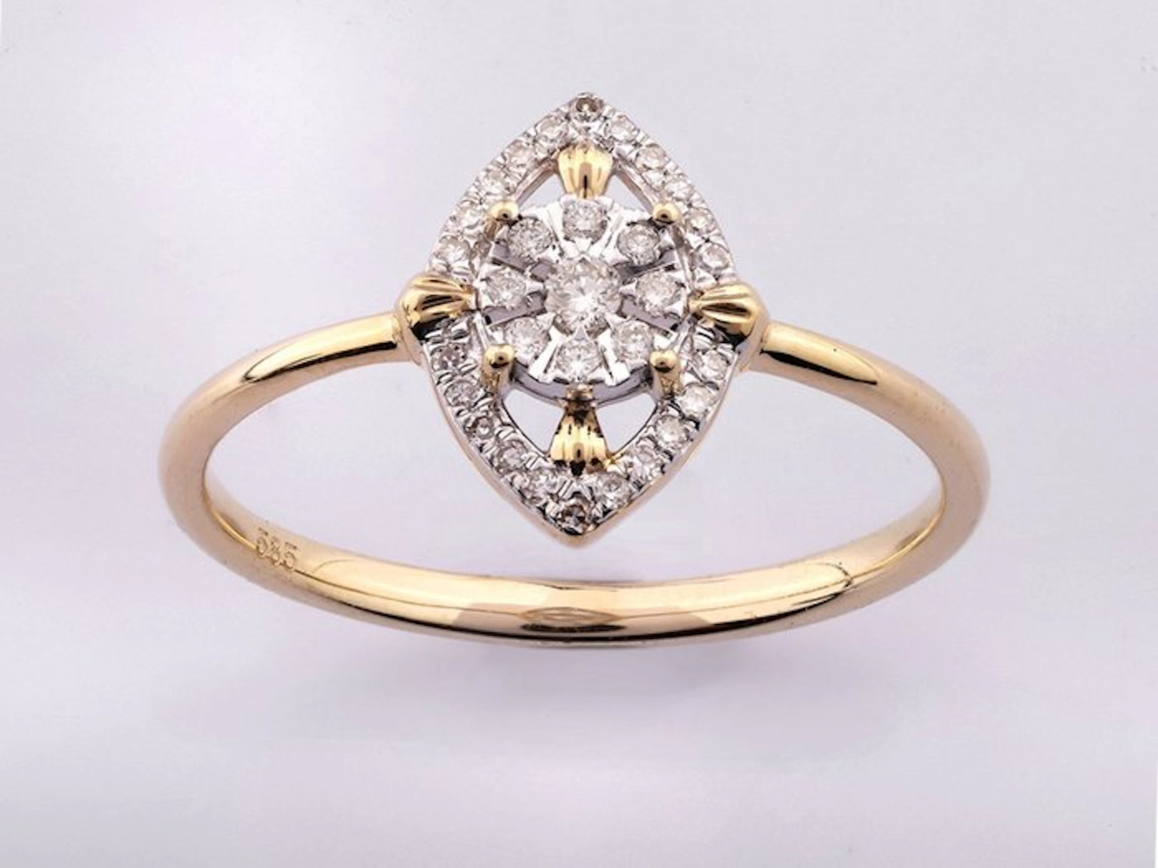 Ring - 14 kt. Yellow gold - 0.12ct. tw. Diamond (Natural)