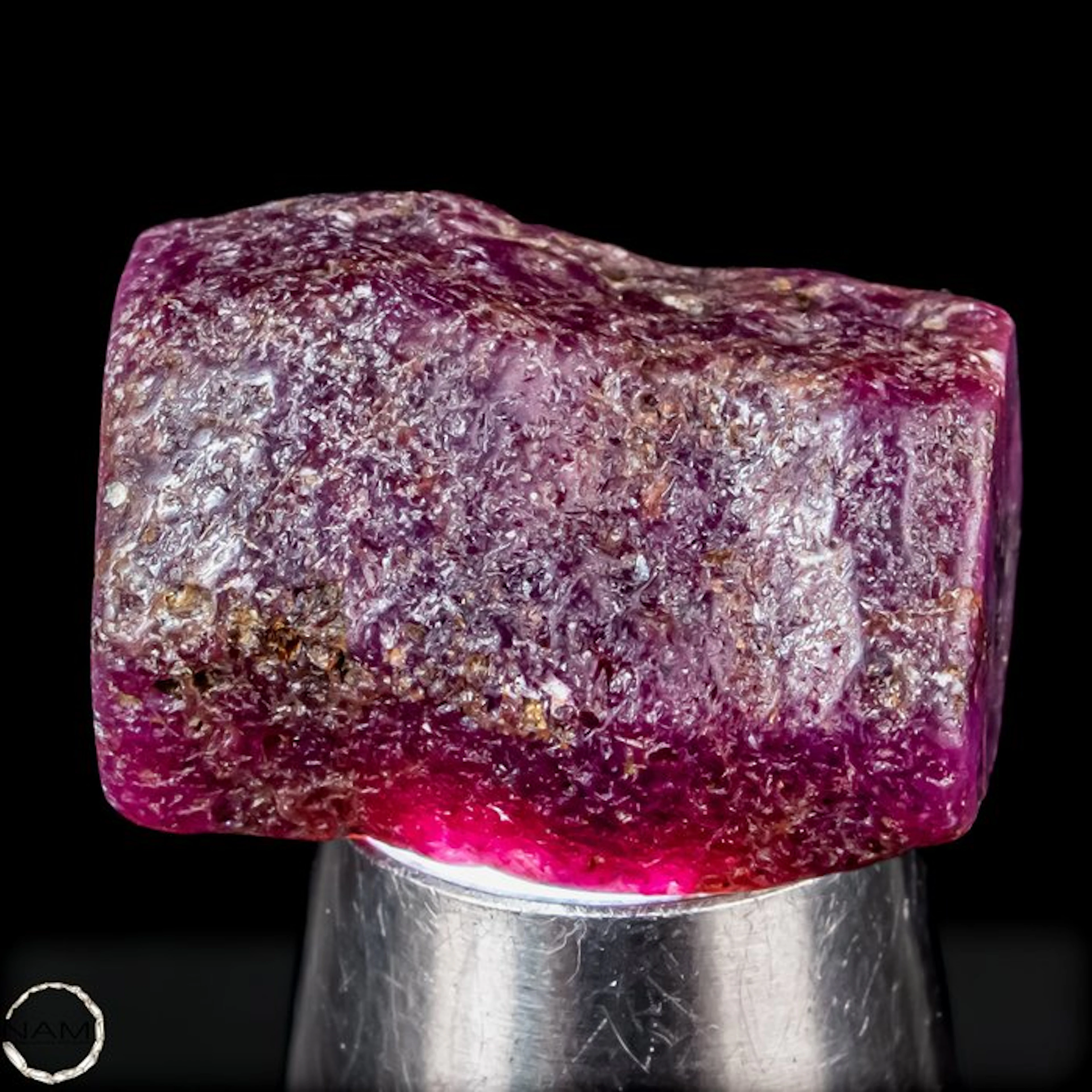 Extraordinary raw ruby crystal – Intense red natural...
