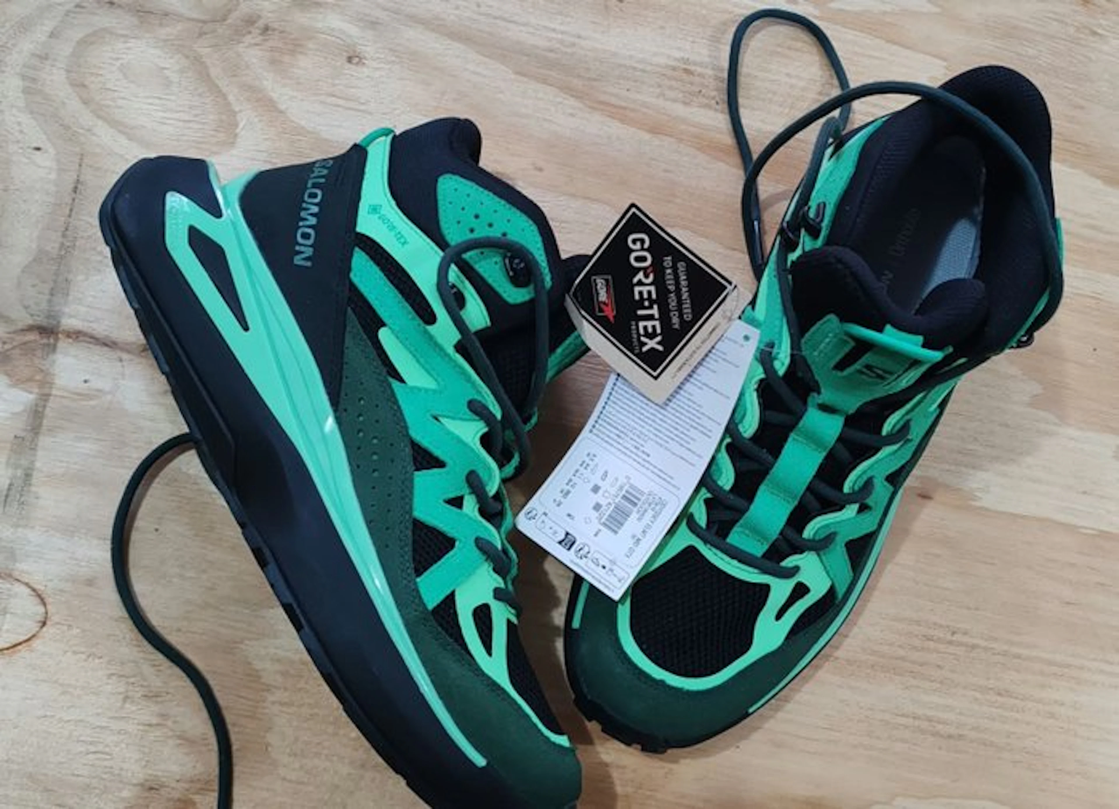 Salomon - High-top trainers - Size: EU 44 - New with tags