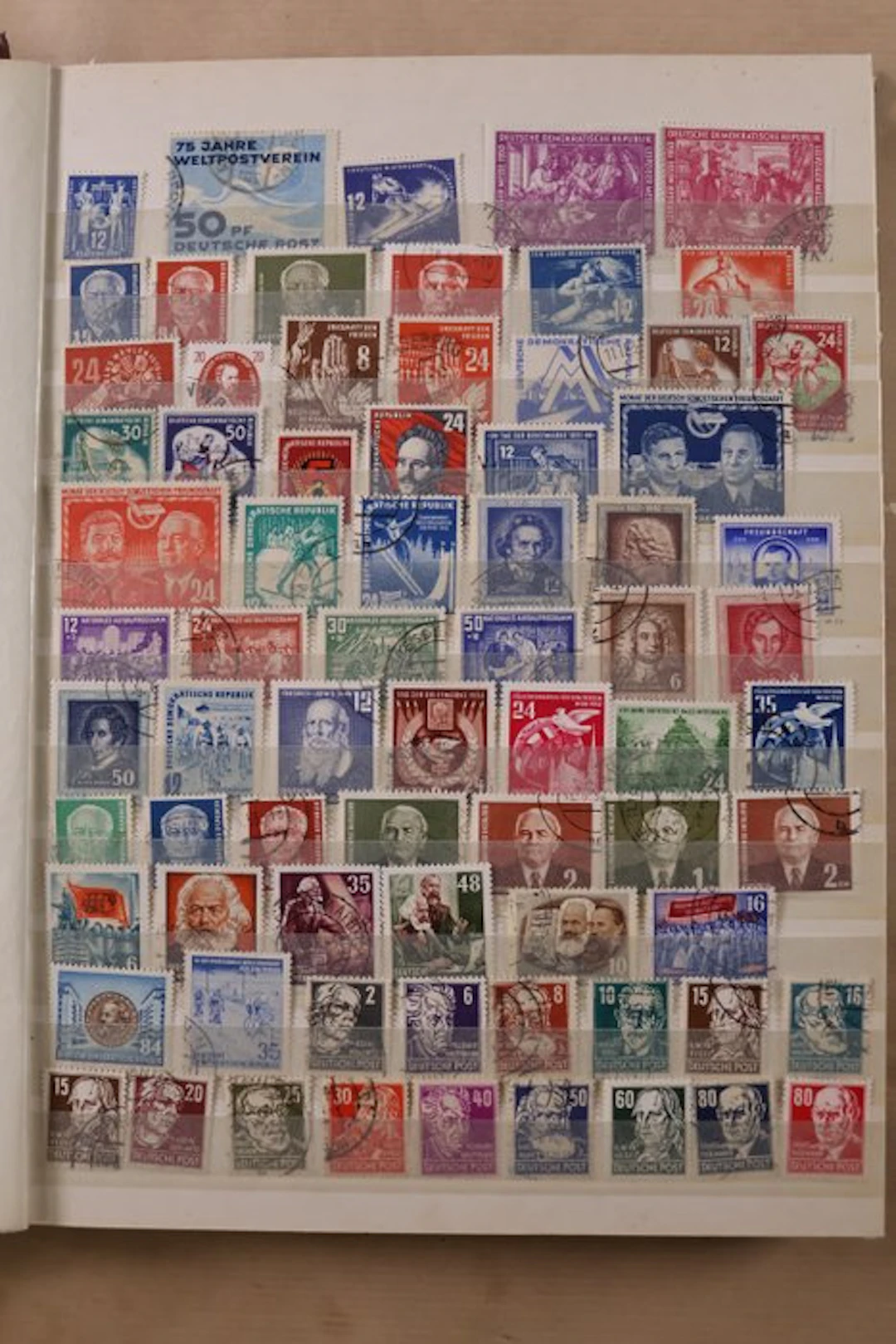 GDR 1949/1990 - Advanced collection in four stockbooks