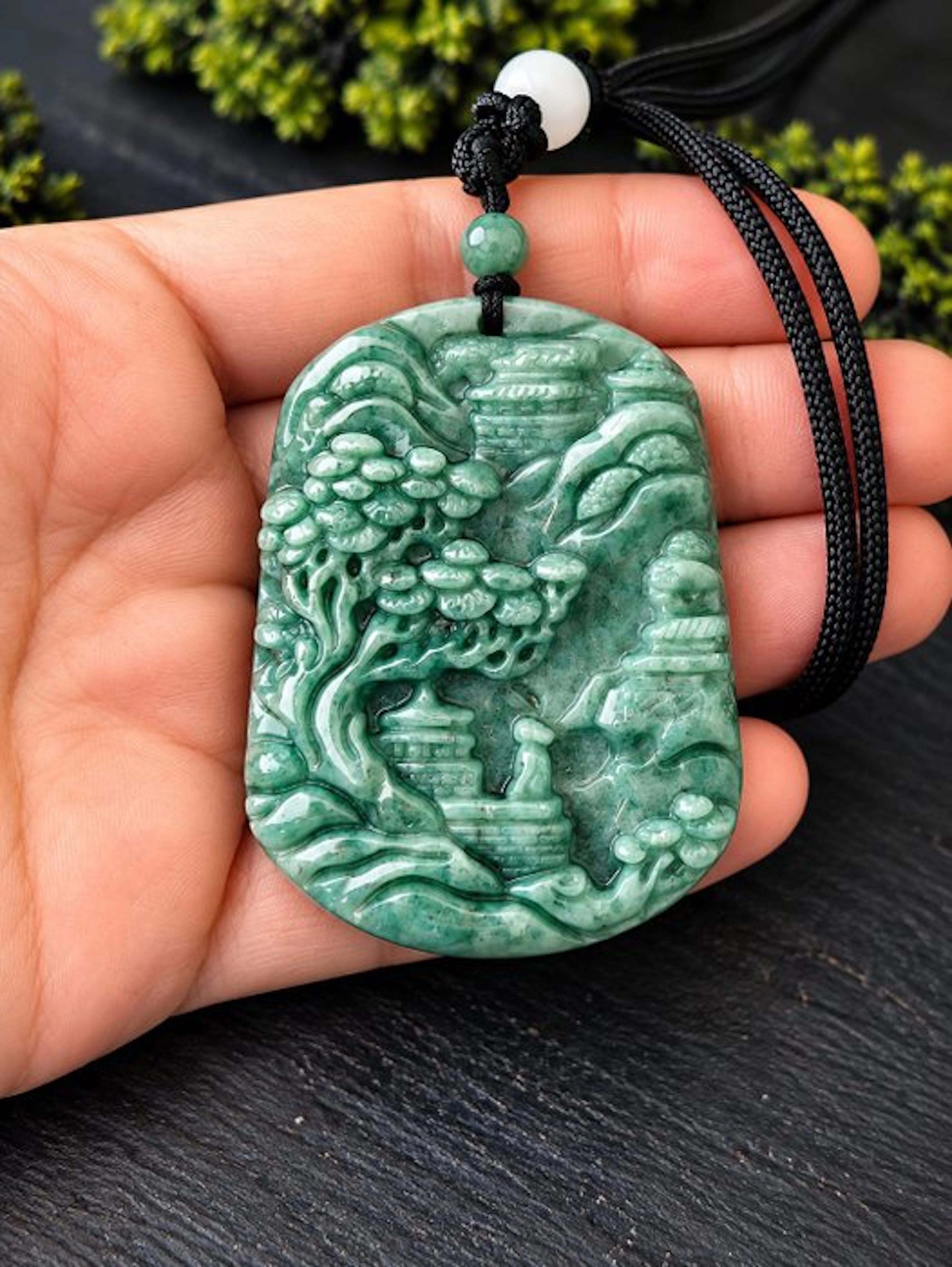 Certified Jadeite Pendant Jade engraving: Asian landscape- 75.86 g - (1)