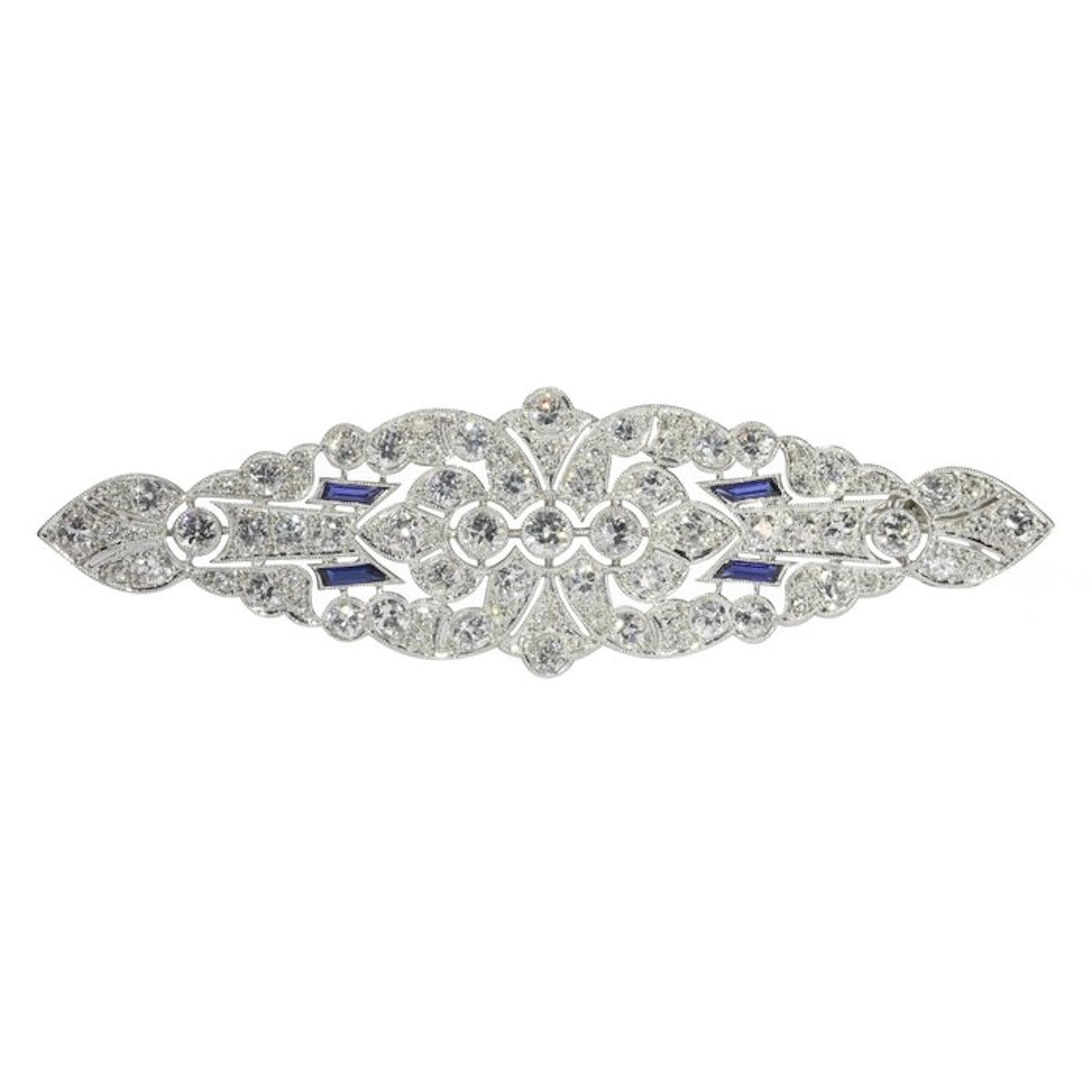 Brooch Platinum - 6.90ct. tw. - Diamond - Sapphire, Art Deco 1920