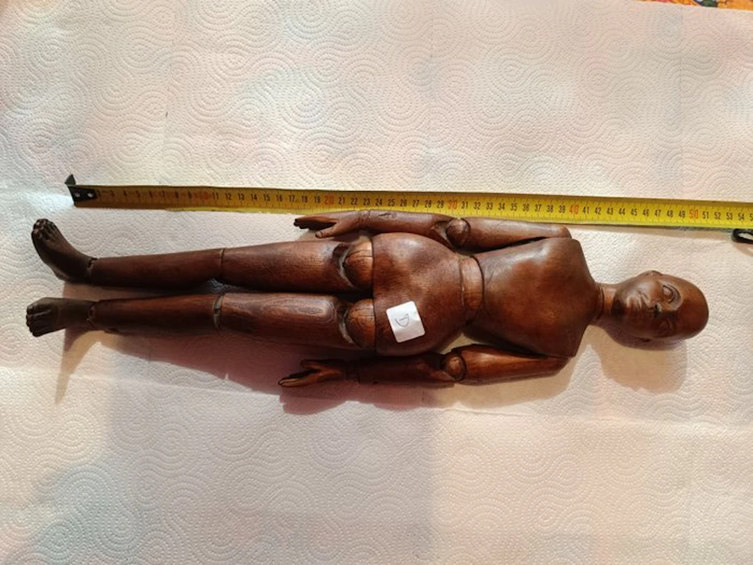 Mannequin - Wood