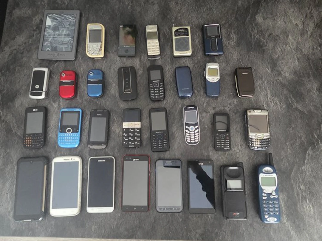 Nokia - Smartphone (130)