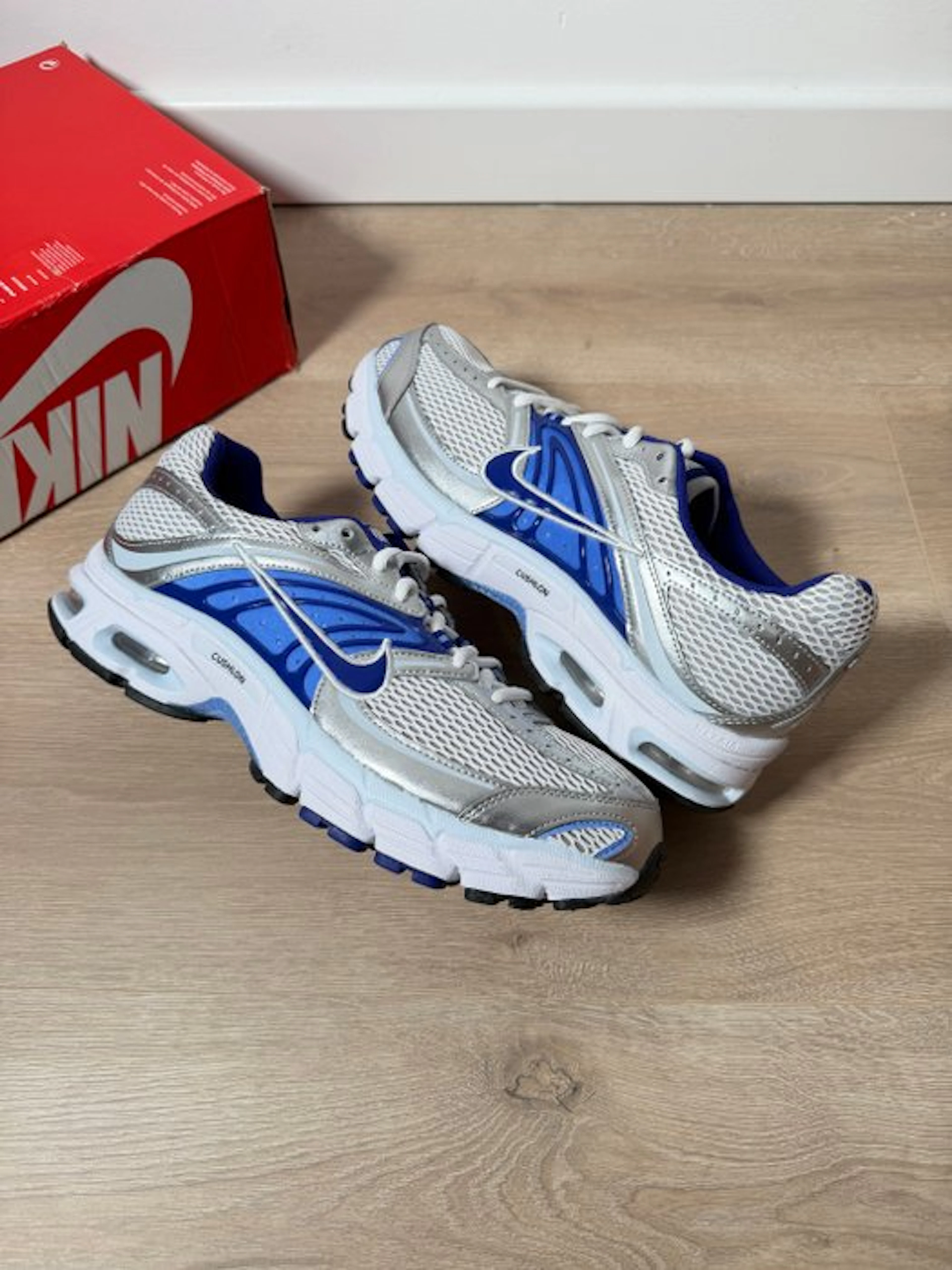 Nike - Sneakers - Size: EU 45 - New with tags