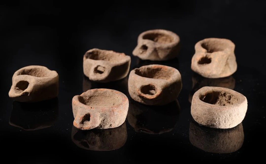 Ancient Egypt Oil lamps in terracotta - 2 cm