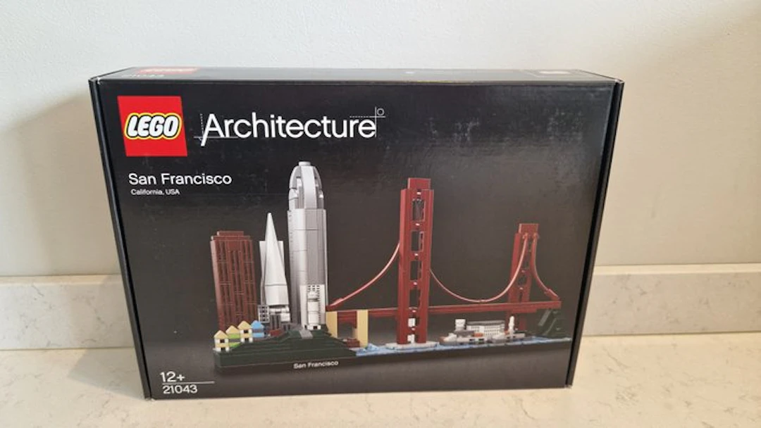 LEGO Set - 21043 - Architecture - San Francisco