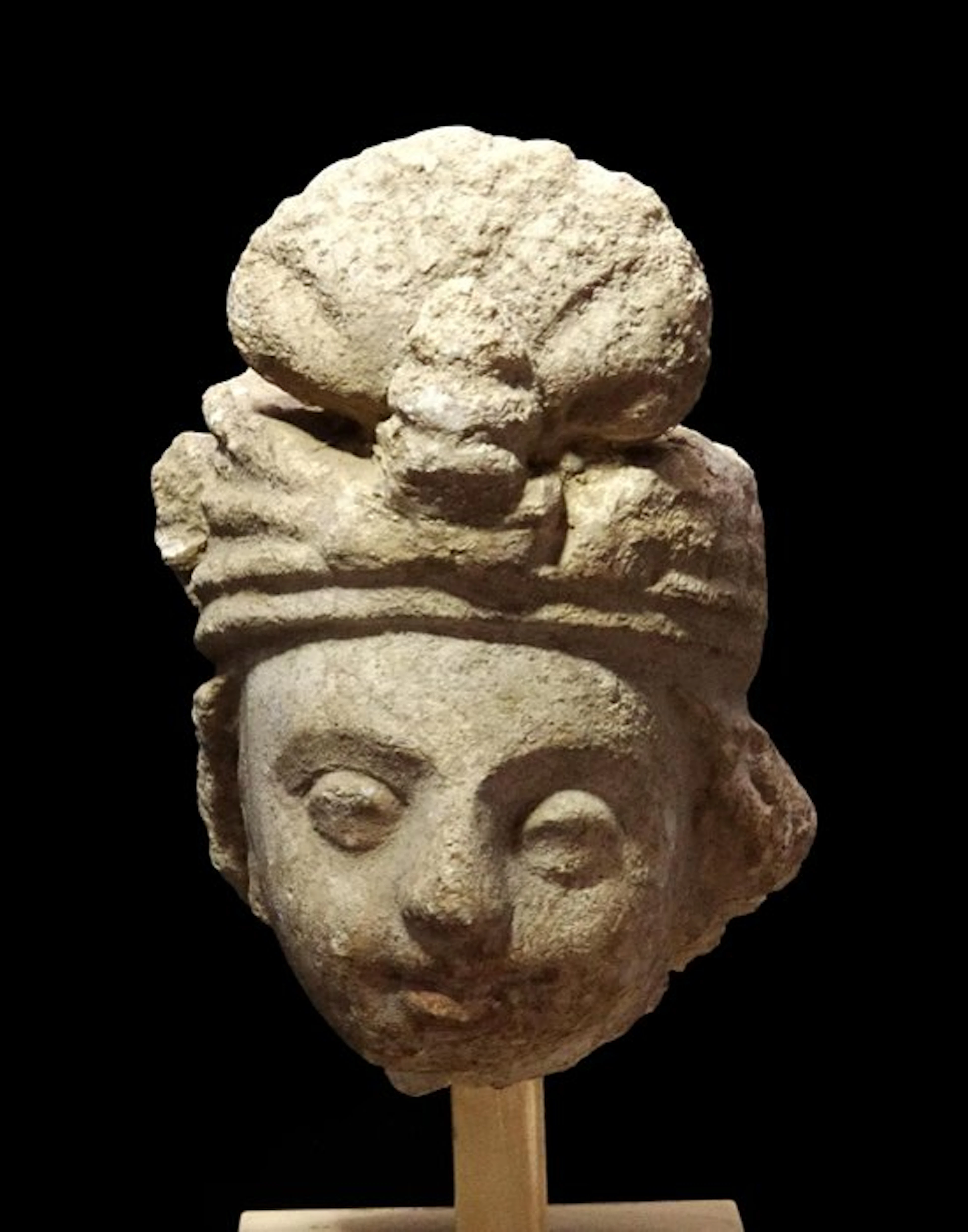 Gandhara - Stucco head of a bodhisattva - Greco-Buddhist...