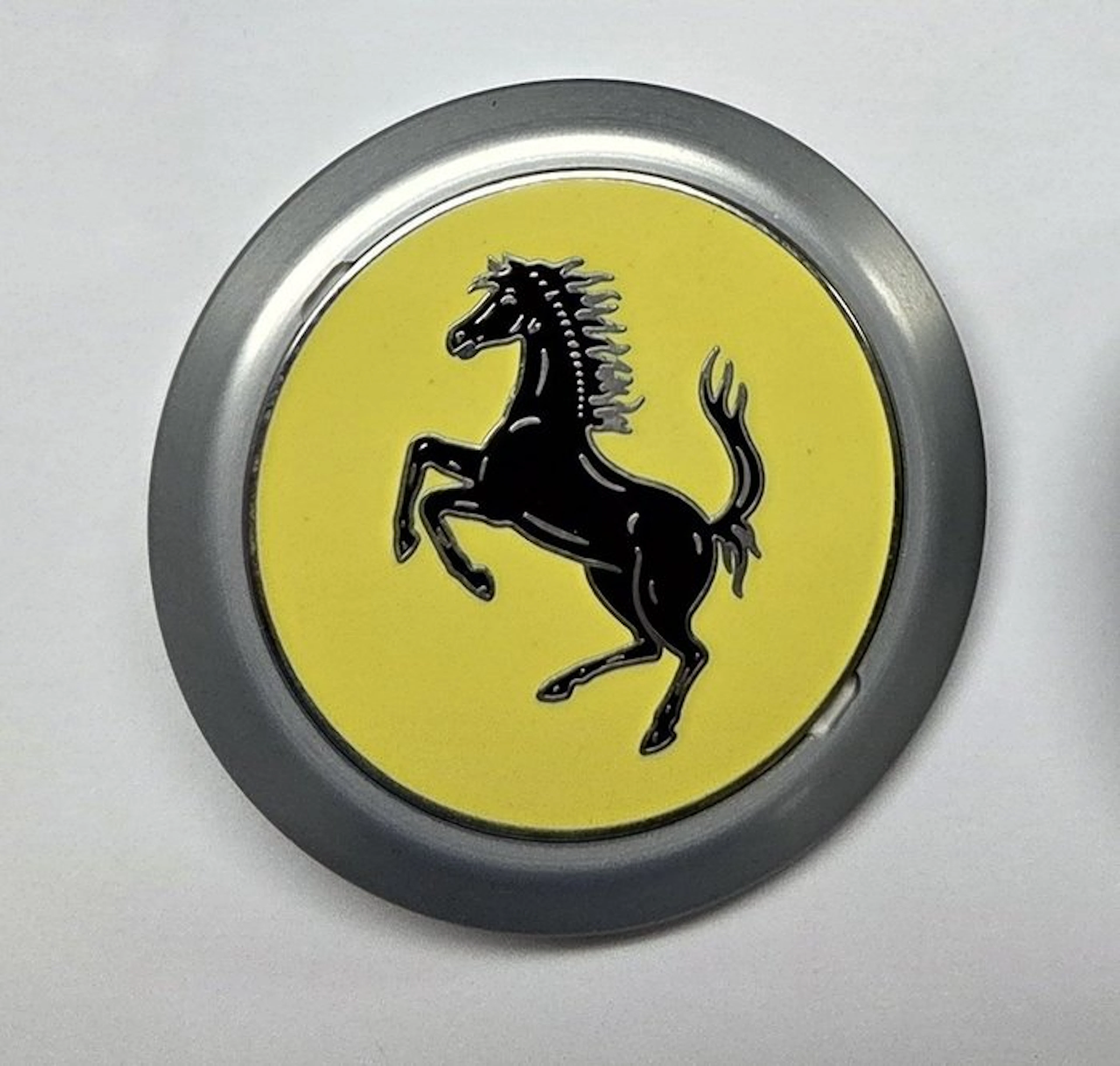 Car part - Ferrari - HUBCAP wheel Coppetta ruota...